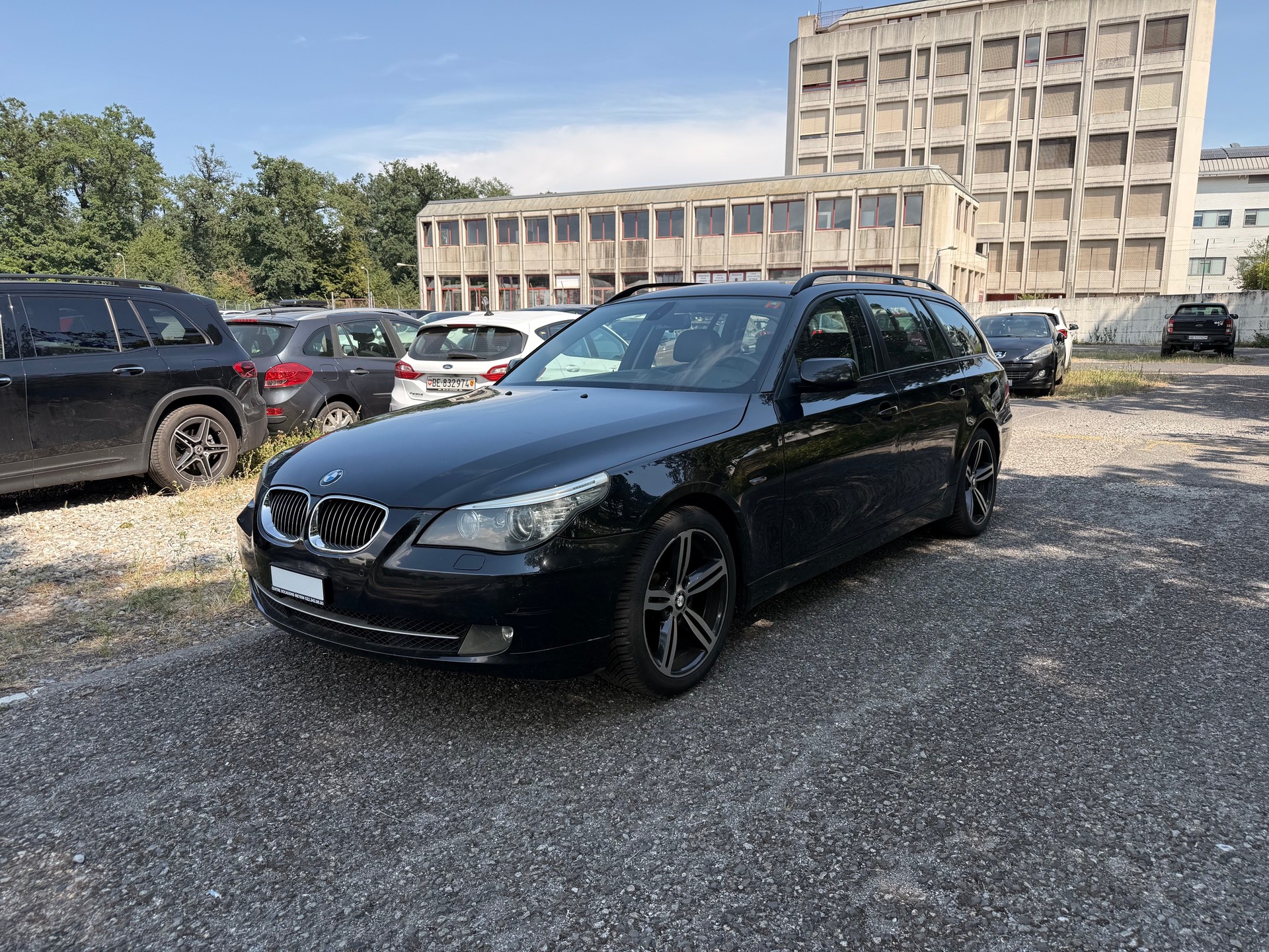 BMW 525i Touring Steptronic-image-0