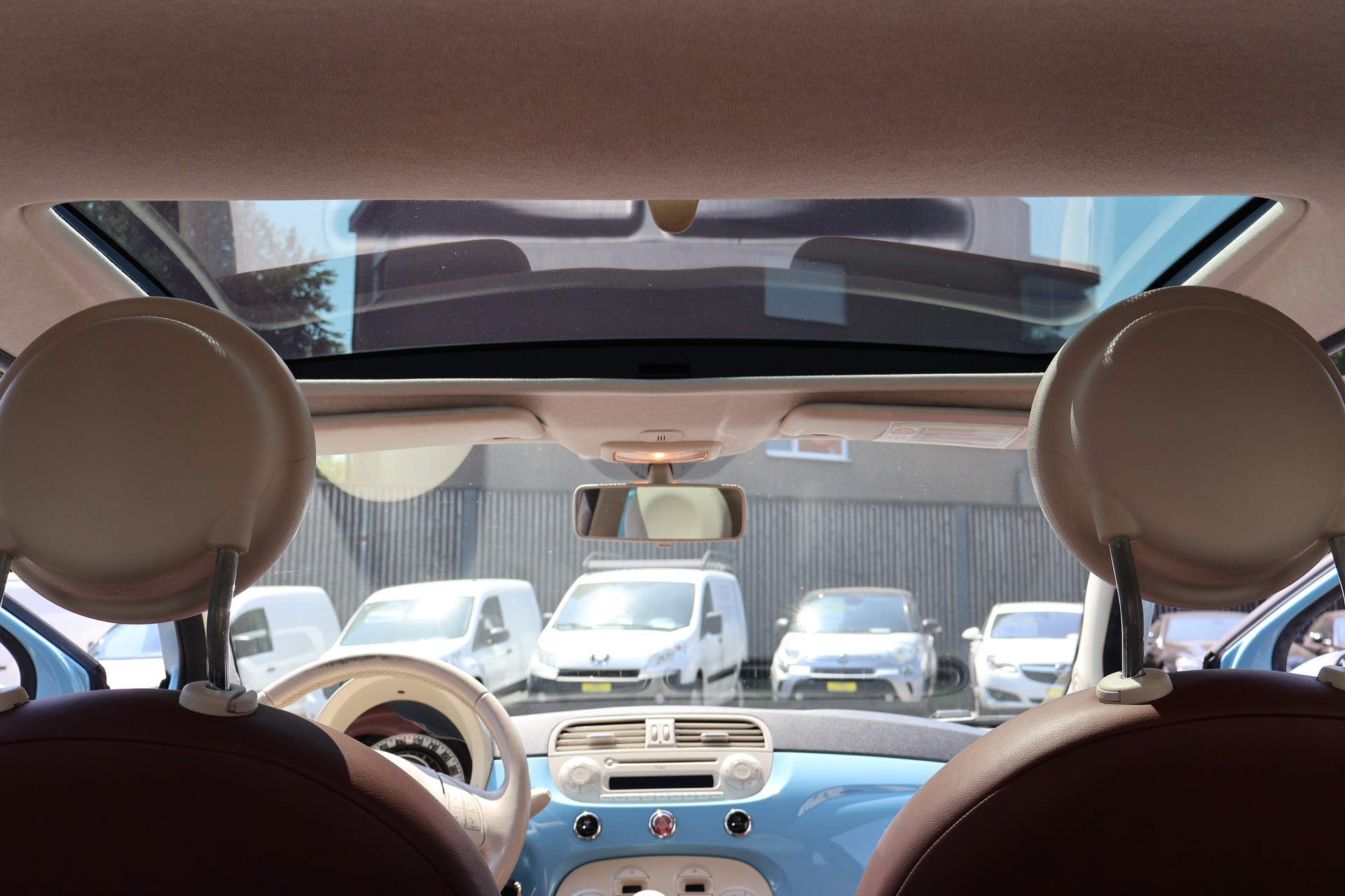 FIAT 500 1.2 Lounge-image-9
