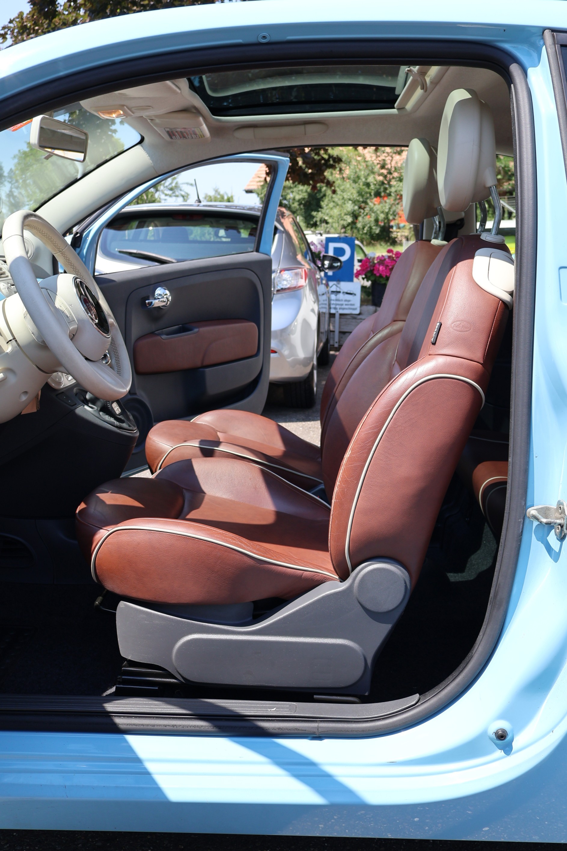FIAT 500 1.2 Lounge-image-10
