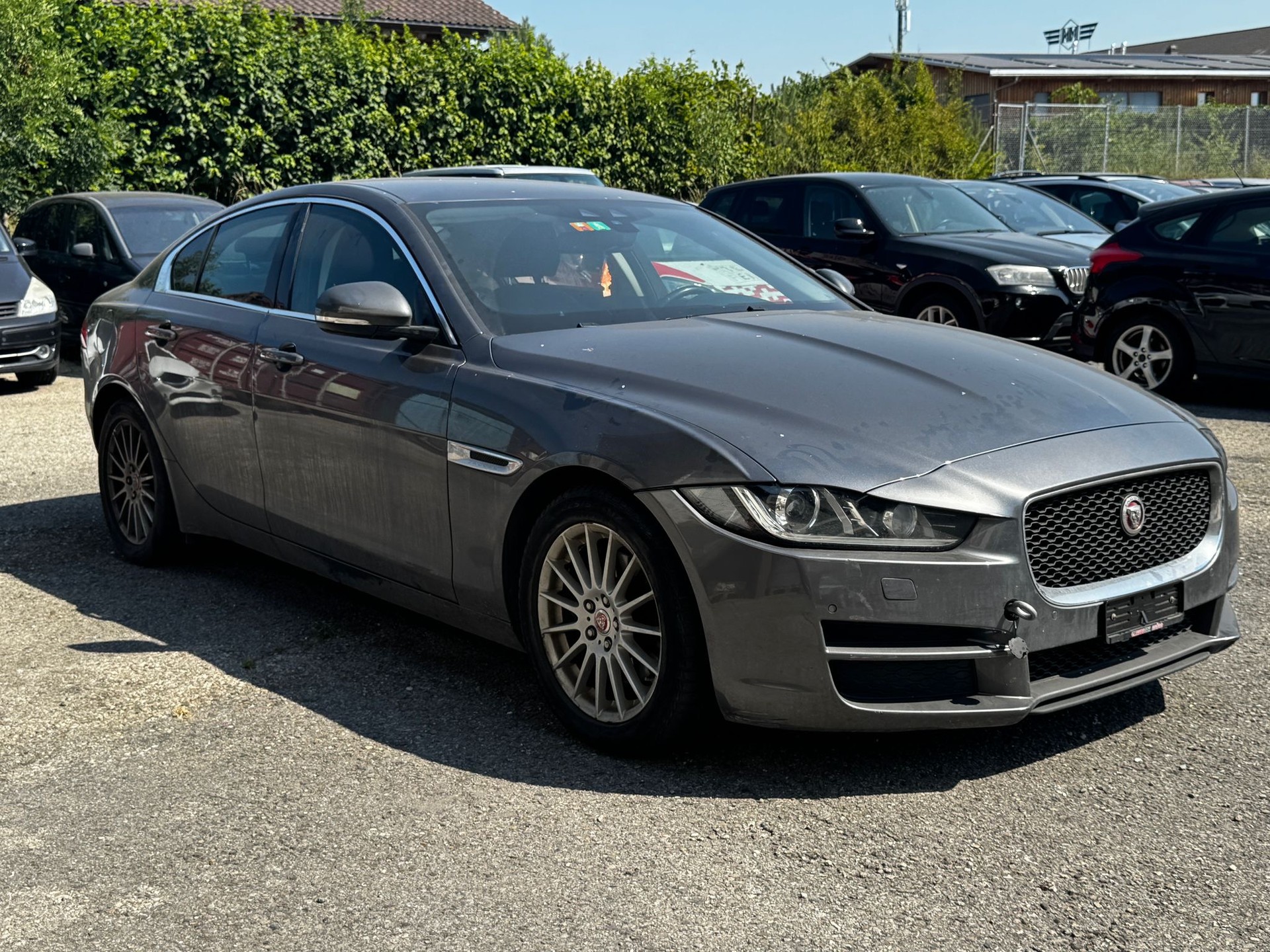 JAGUAR XE E-Performance 20d Pure Automat-image-6