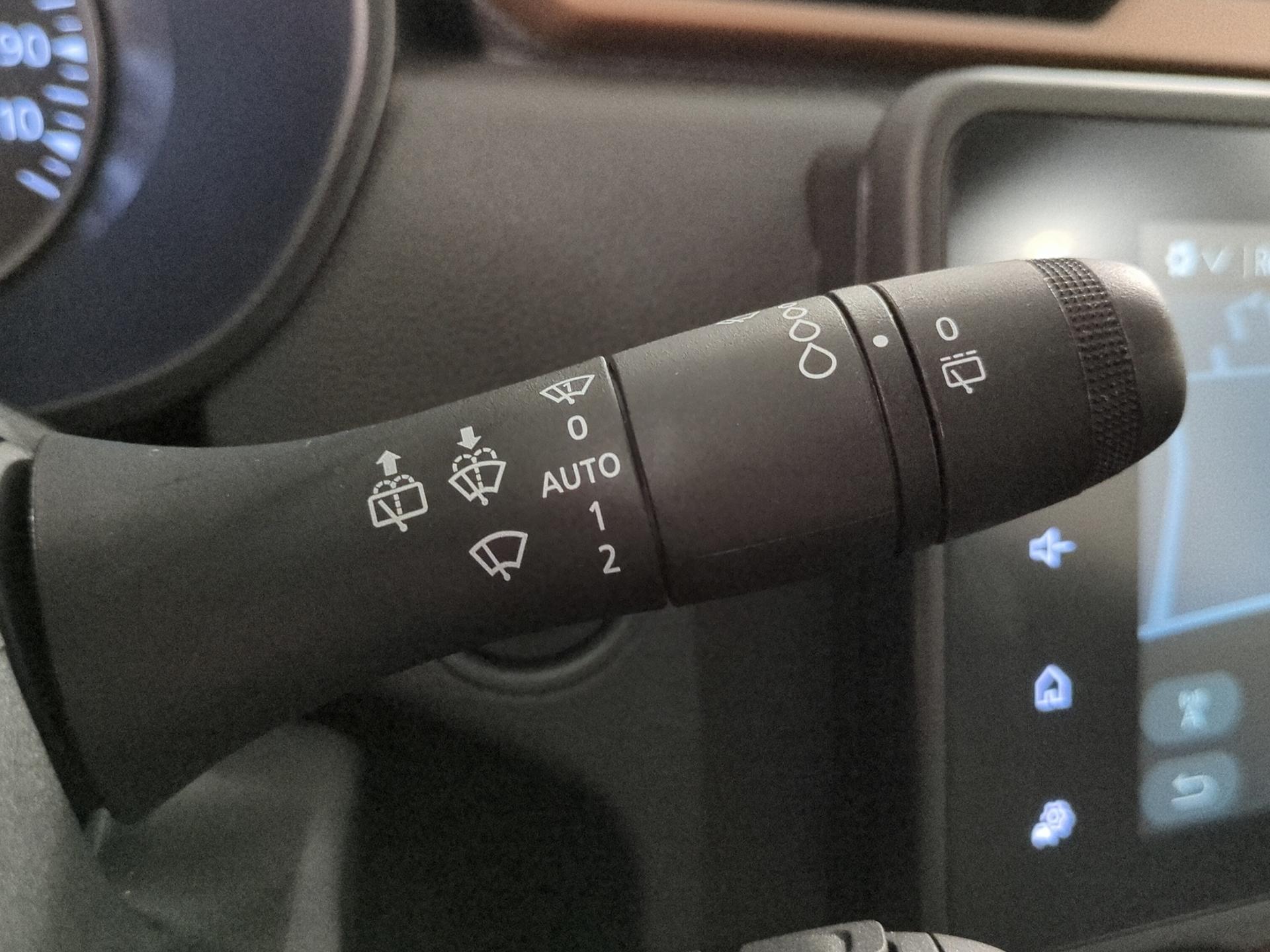DACIA Duster TCe 150 Extreme EDC 4x2-image-23