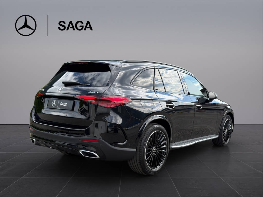 MERCEDES-BENZ GLC 220 d AMG Line 4matic-image-5