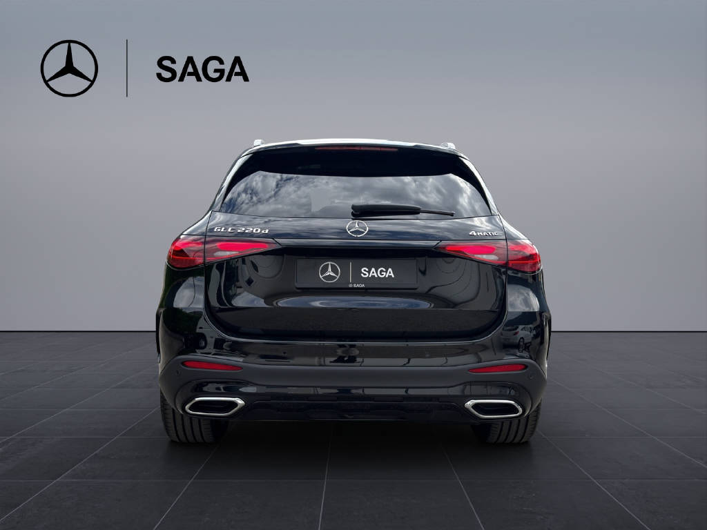 MERCEDES-BENZ GLC 220 d AMG Line 4matic-image-4