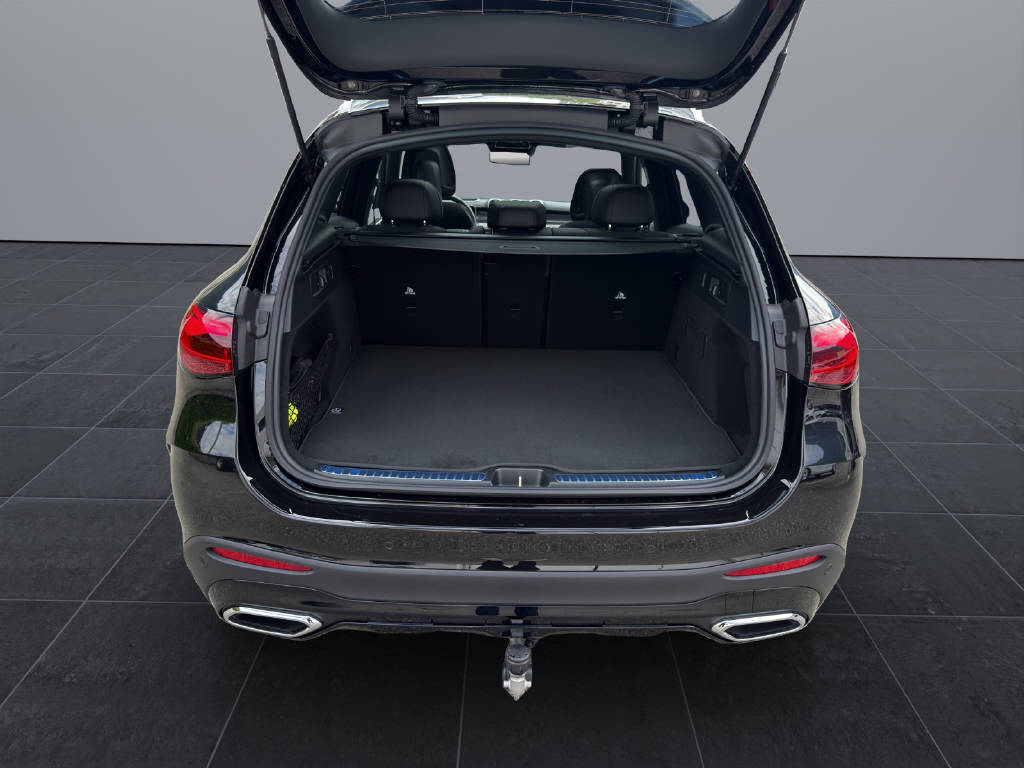 MERCEDES-BENZ GLC 220 d AMG Line 4matic-image-16