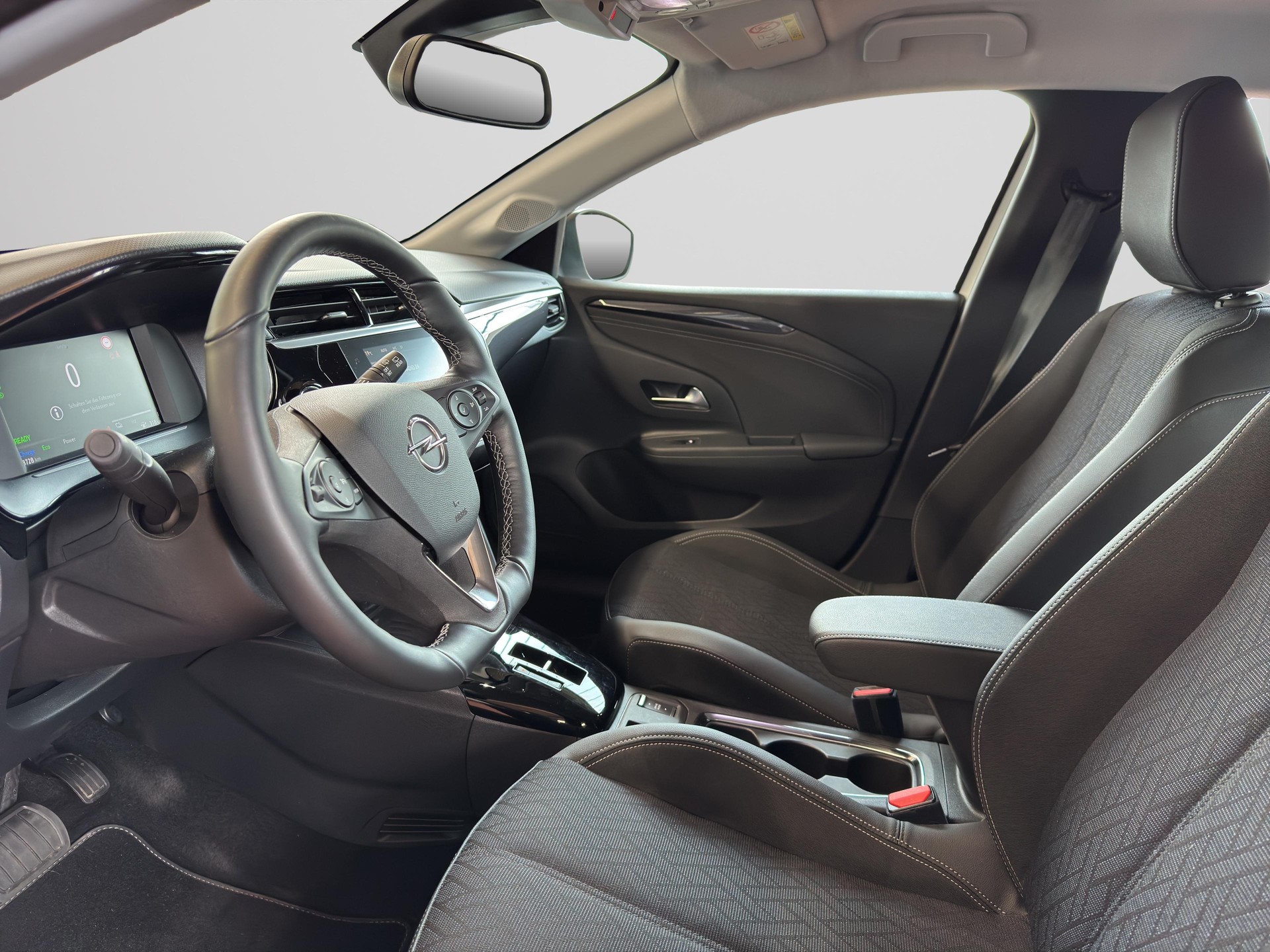 OPEL Corsa-e Elegance-image-4