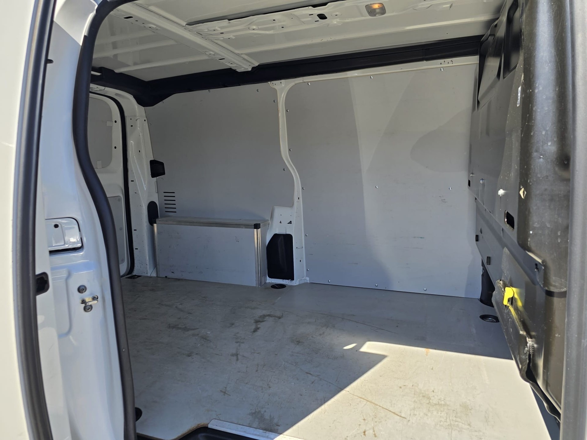 CITROEN Jumpy 2.0 BlueHDi 150 M Attraction-image-21