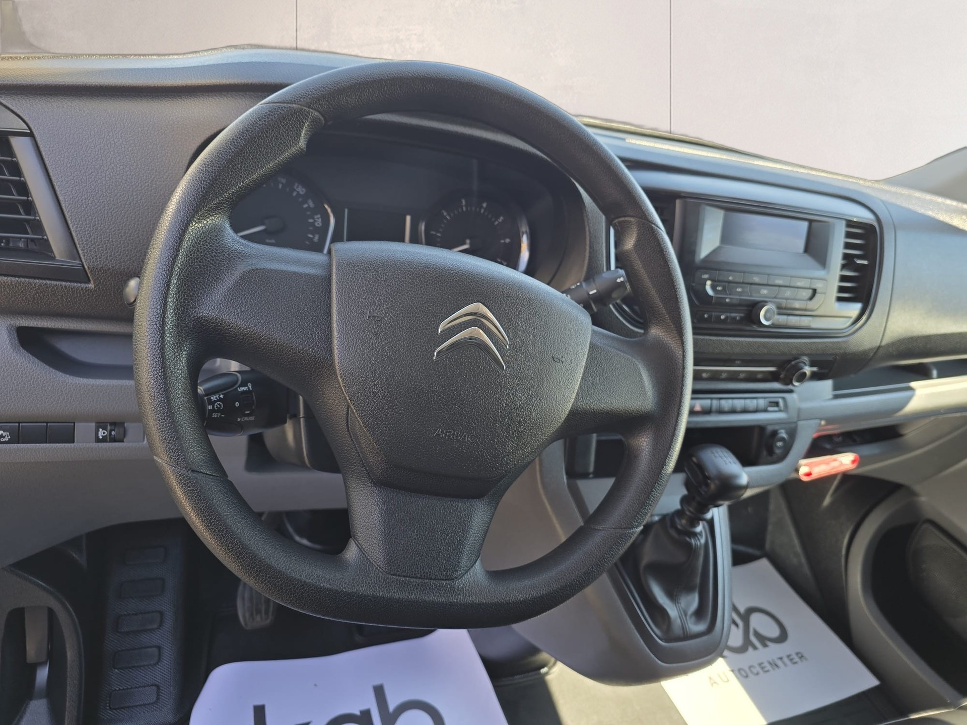 CITROEN Jumpy 2.0 BlueHDi 150 M Attraction-image-15