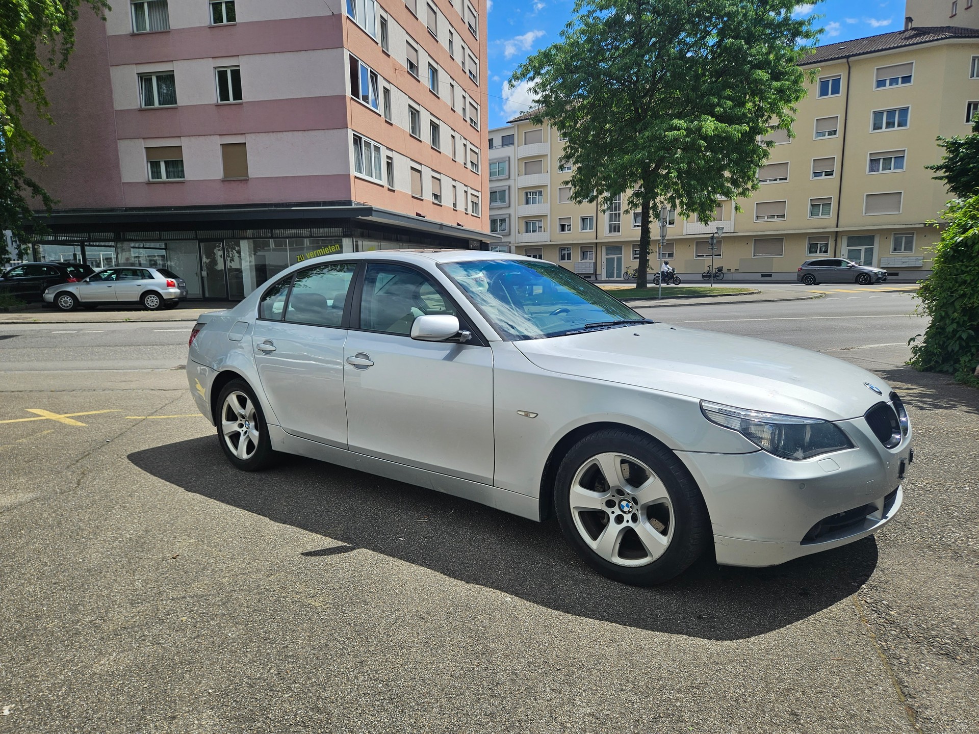 BMW 530d-image-3