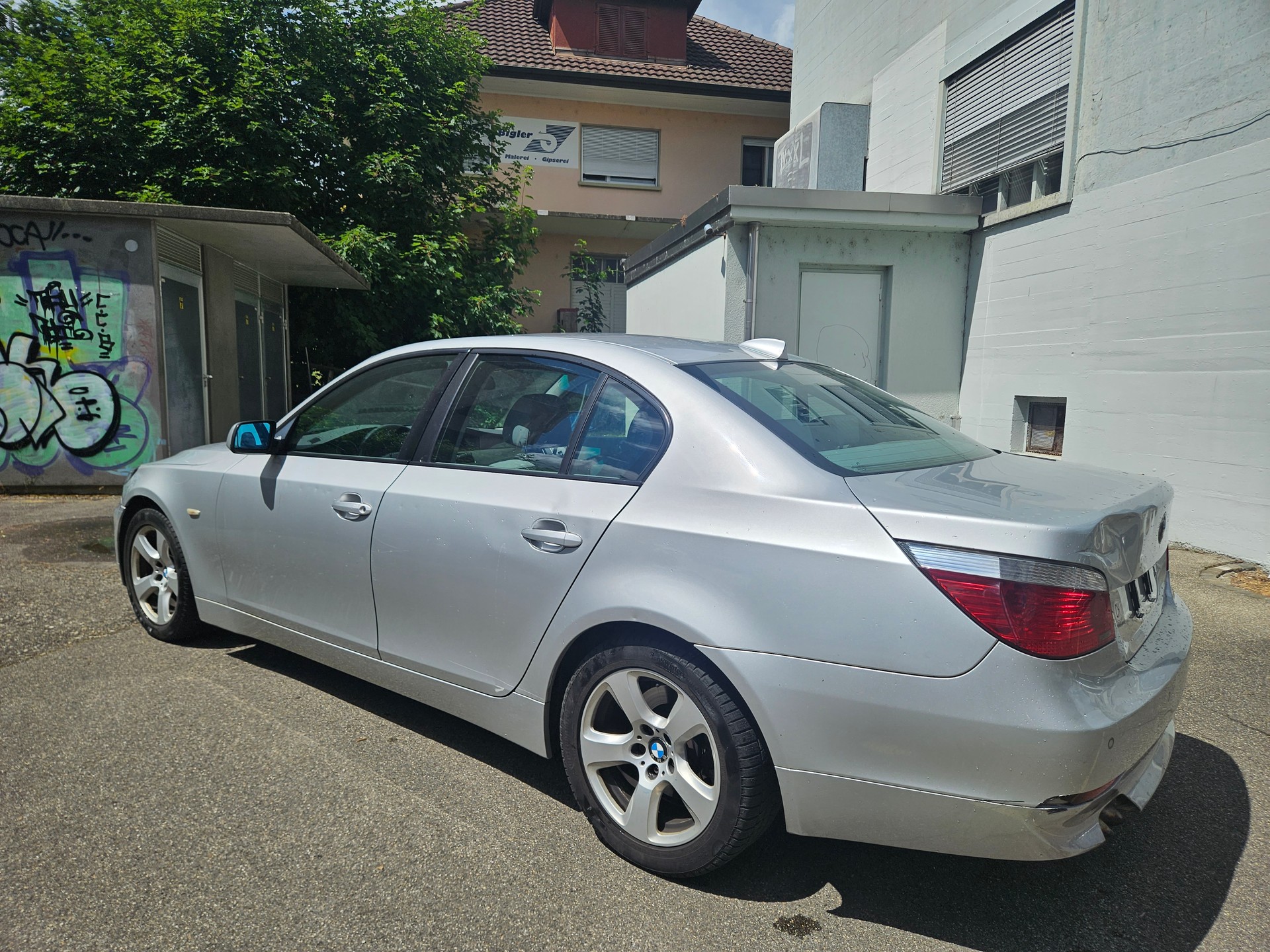 BMW 530d-image-6