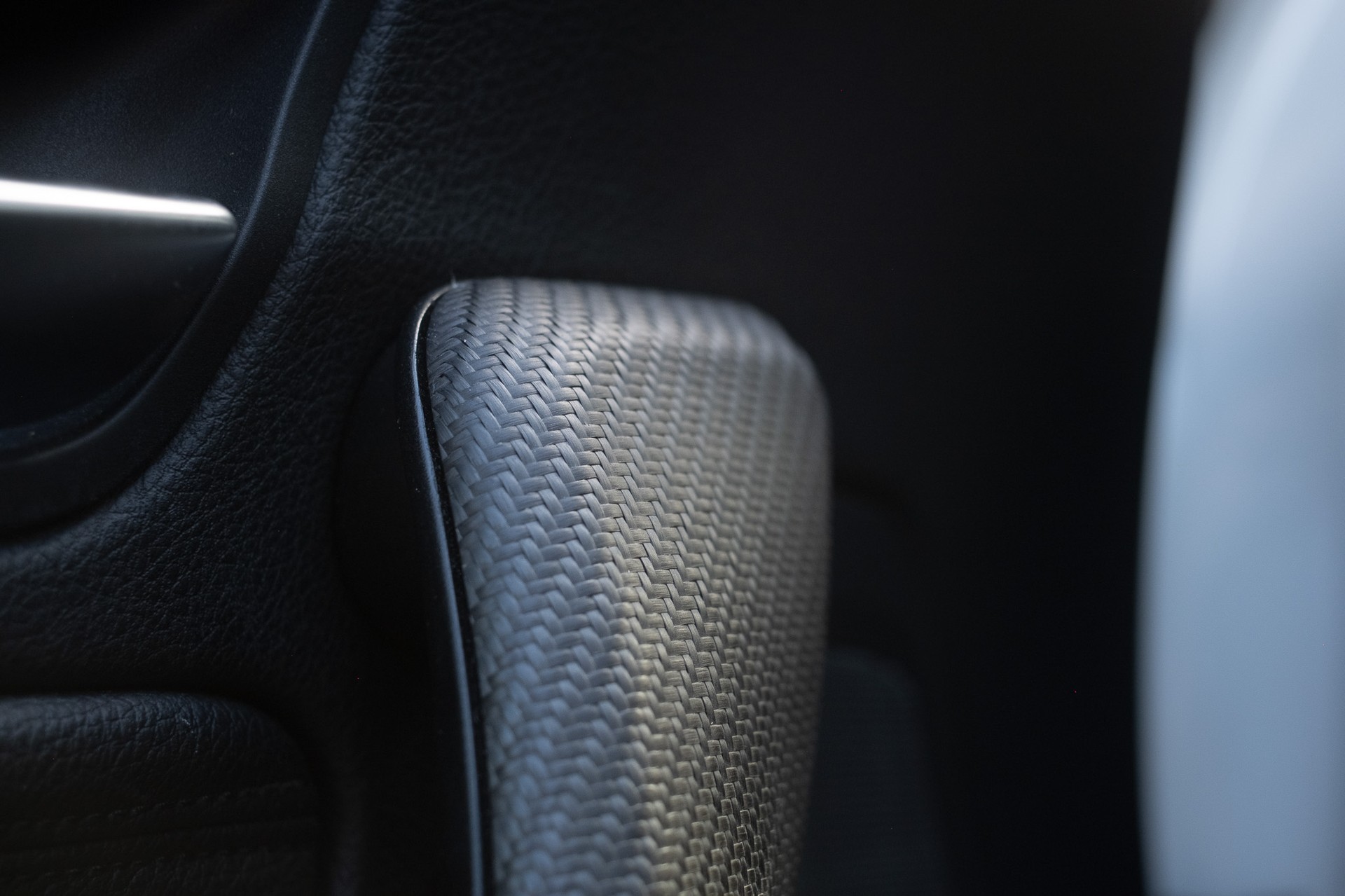 BMW M235i xDrive-image-7