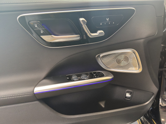 MERCEDES-BENZ C 220 d T 4 M Swiss Star-image-9