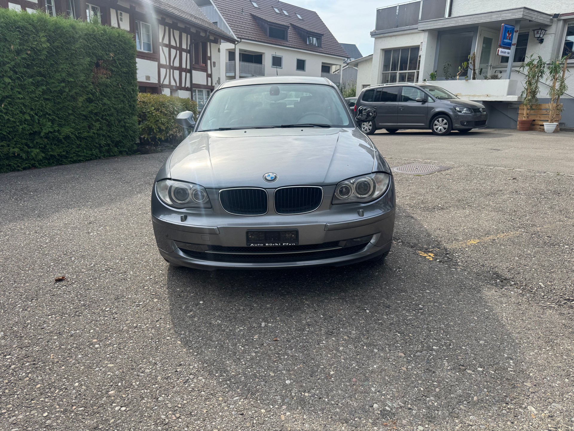 BMW 116i-image-0