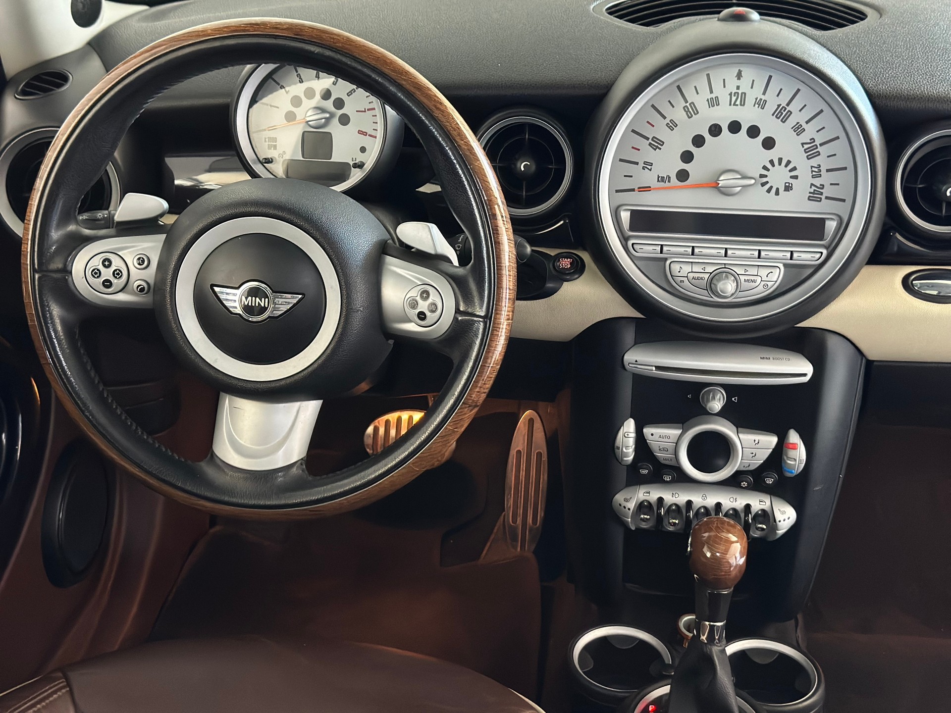 MINI Clubman Cooper S Steptronic-image-13