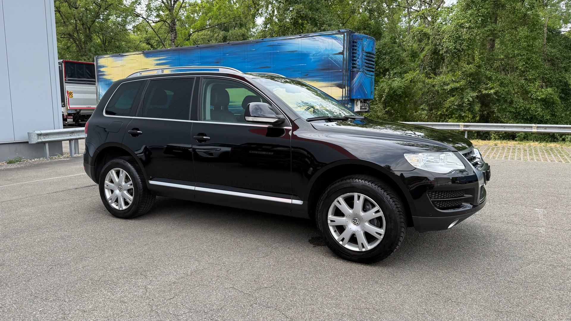 VW Touareg 3.0 TDI Tiptronic-image-2
