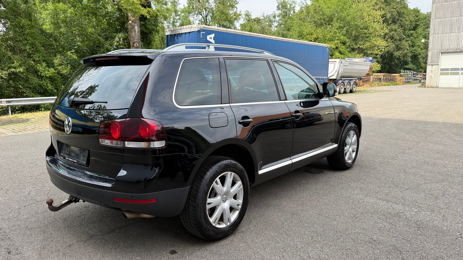 VW Touareg 3.0 TDI Tiptronic-image-4