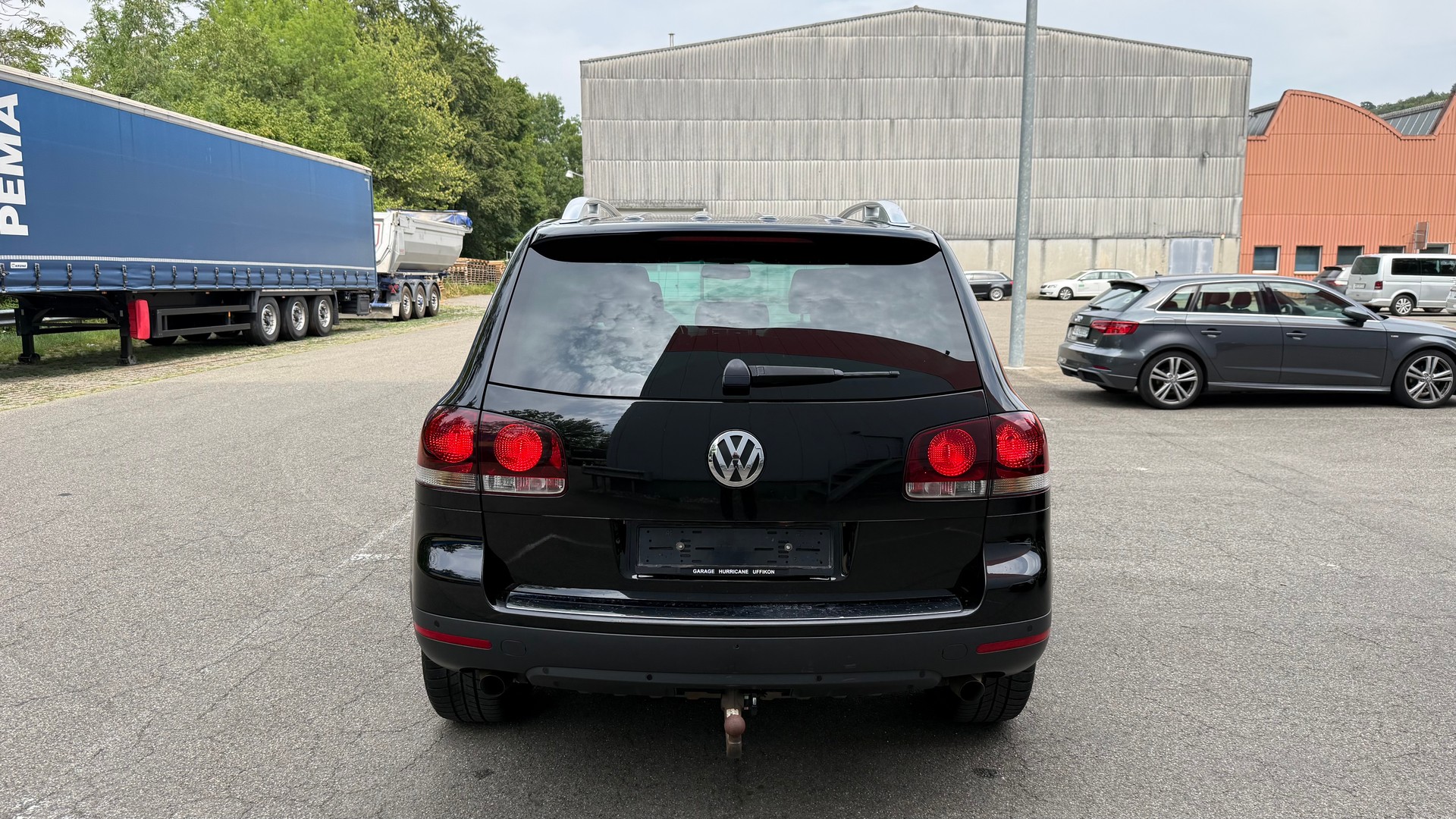 VW Touareg 3.0 TDI Tiptronic-image-8