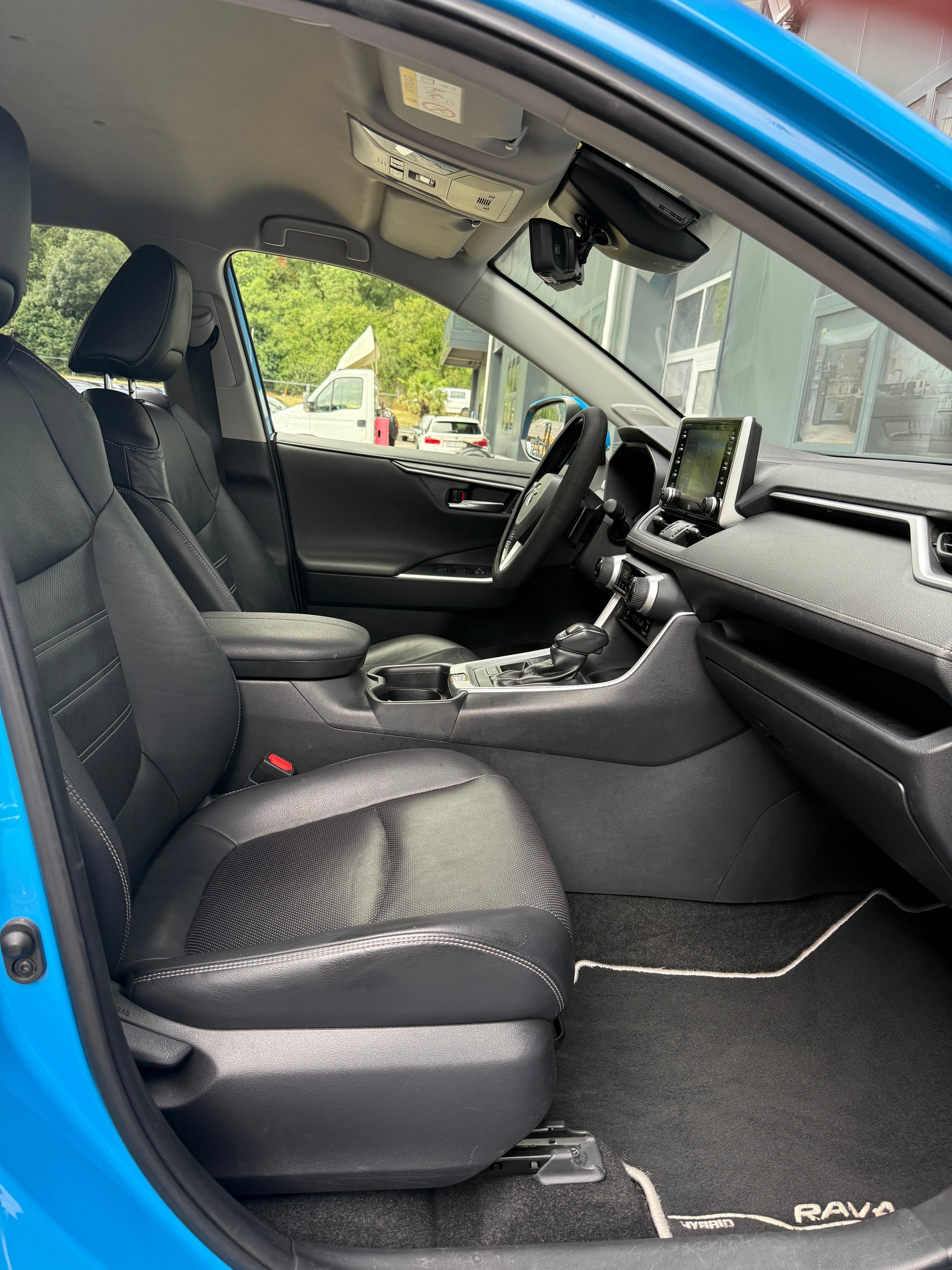 TOYOTA RAV-4 2.5 HSD Premium e-CVT 2WD-image-11