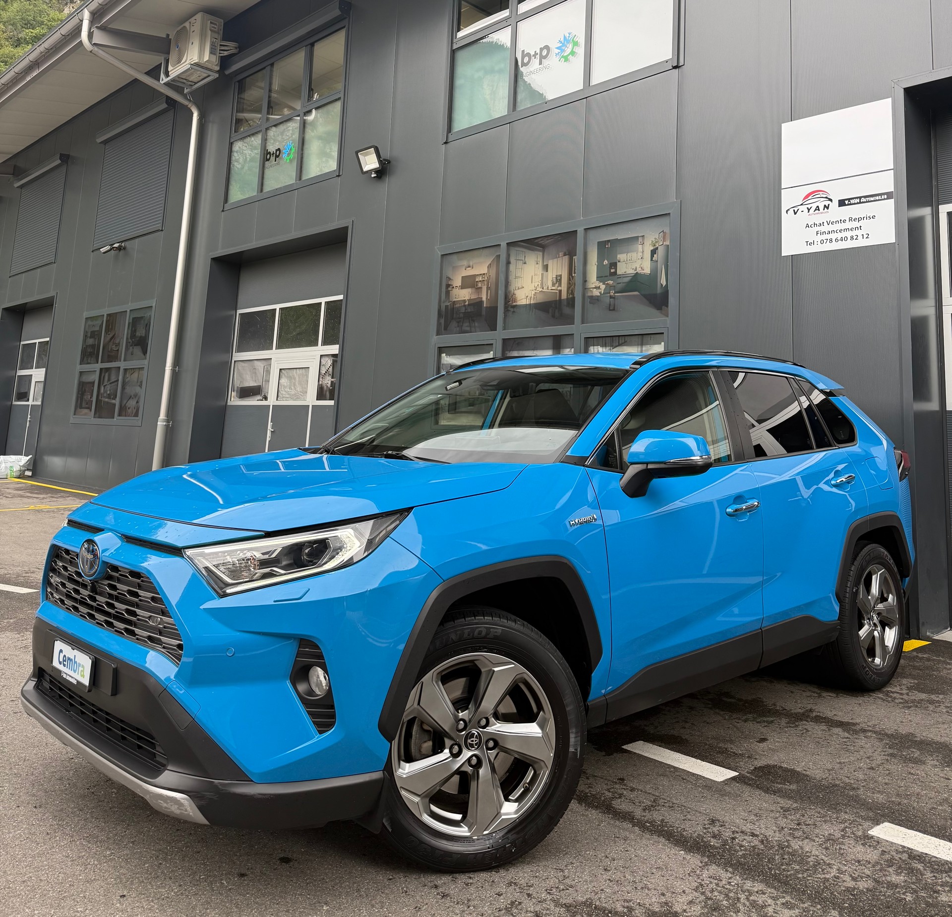 TOYOTA RAV-4 2.5 HSD Premium e-CVT 2WD