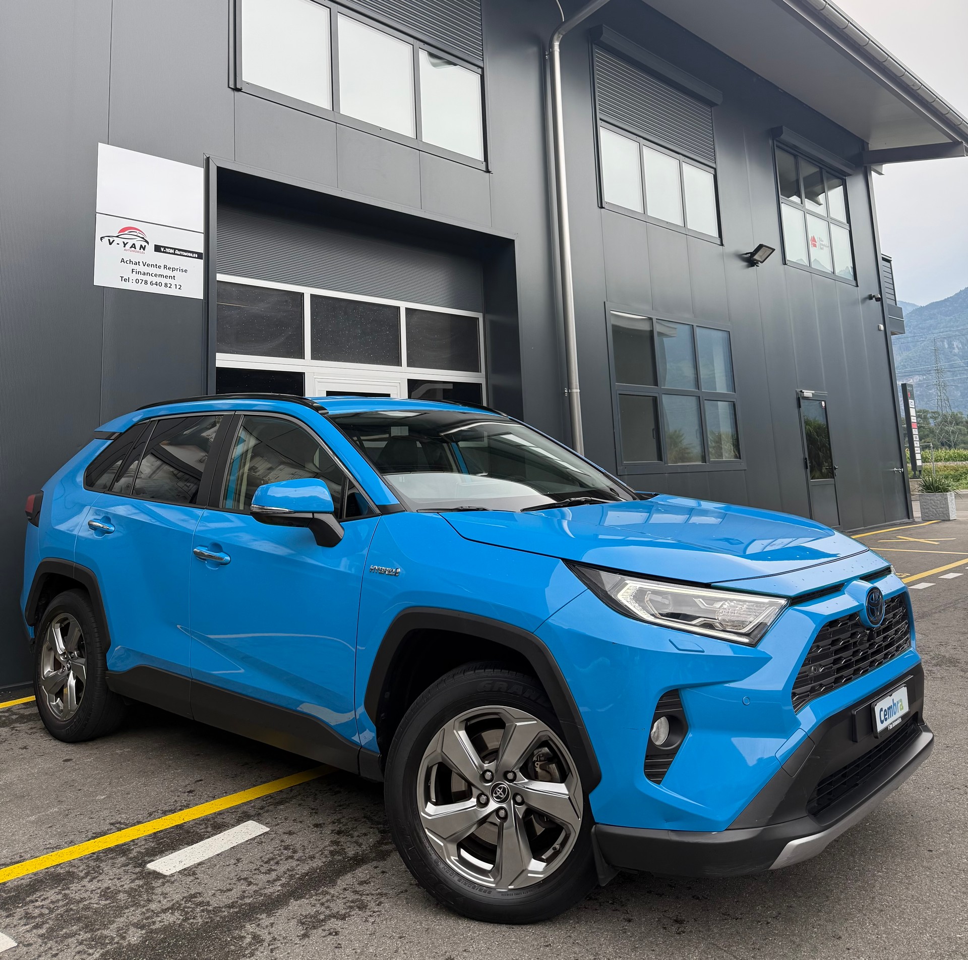 TOYOTA RAV-4 2.5 HSD Premium e-CVT 2WD-image-1