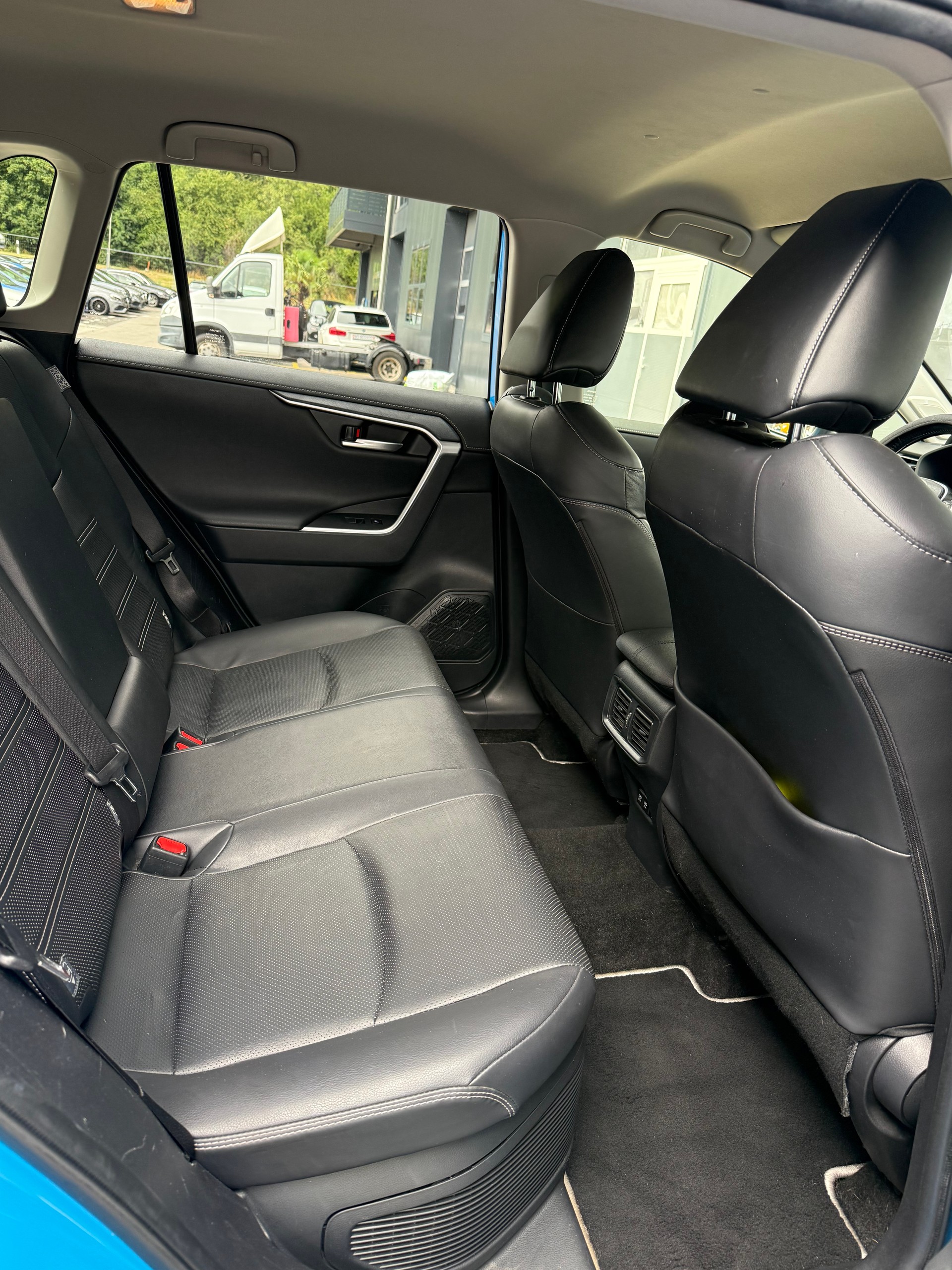 TOYOTA RAV-4 2.5 HSD Premium e-CVT 2WD-image-7