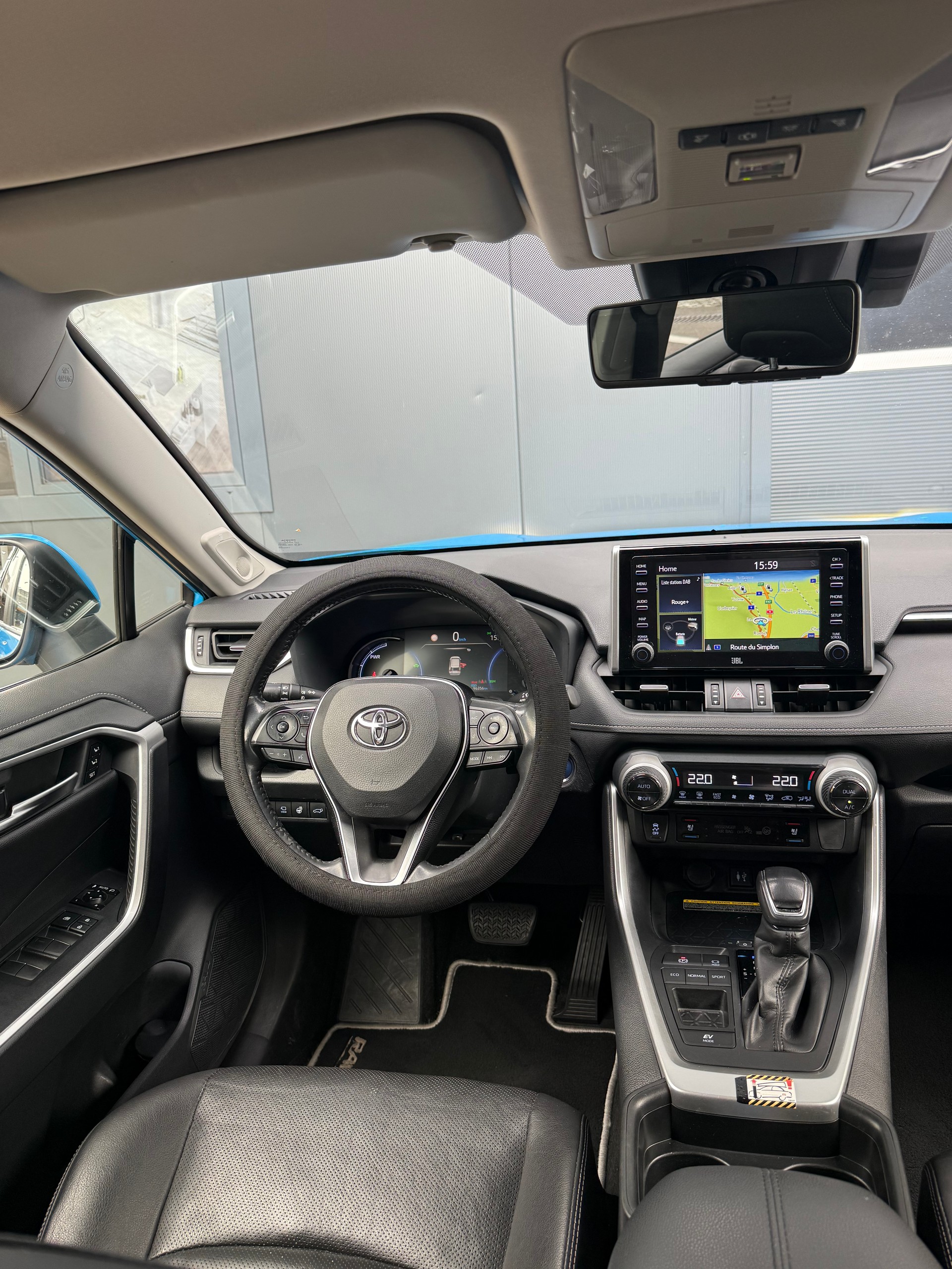 TOYOTA RAV-4 2.5 HSD Premium e-CVT 2WD-image-8