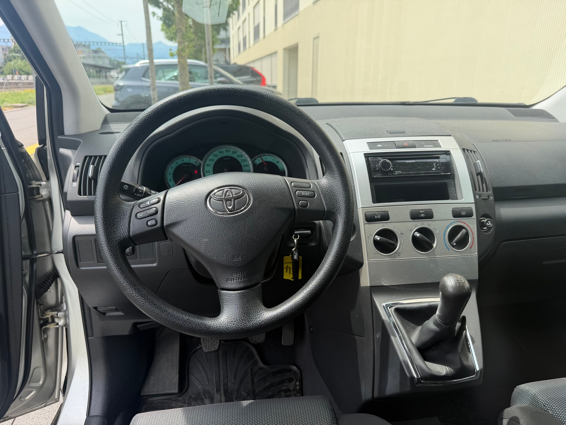 TOYOTA Corolla Verso 1.6 Linea Terra-image-10