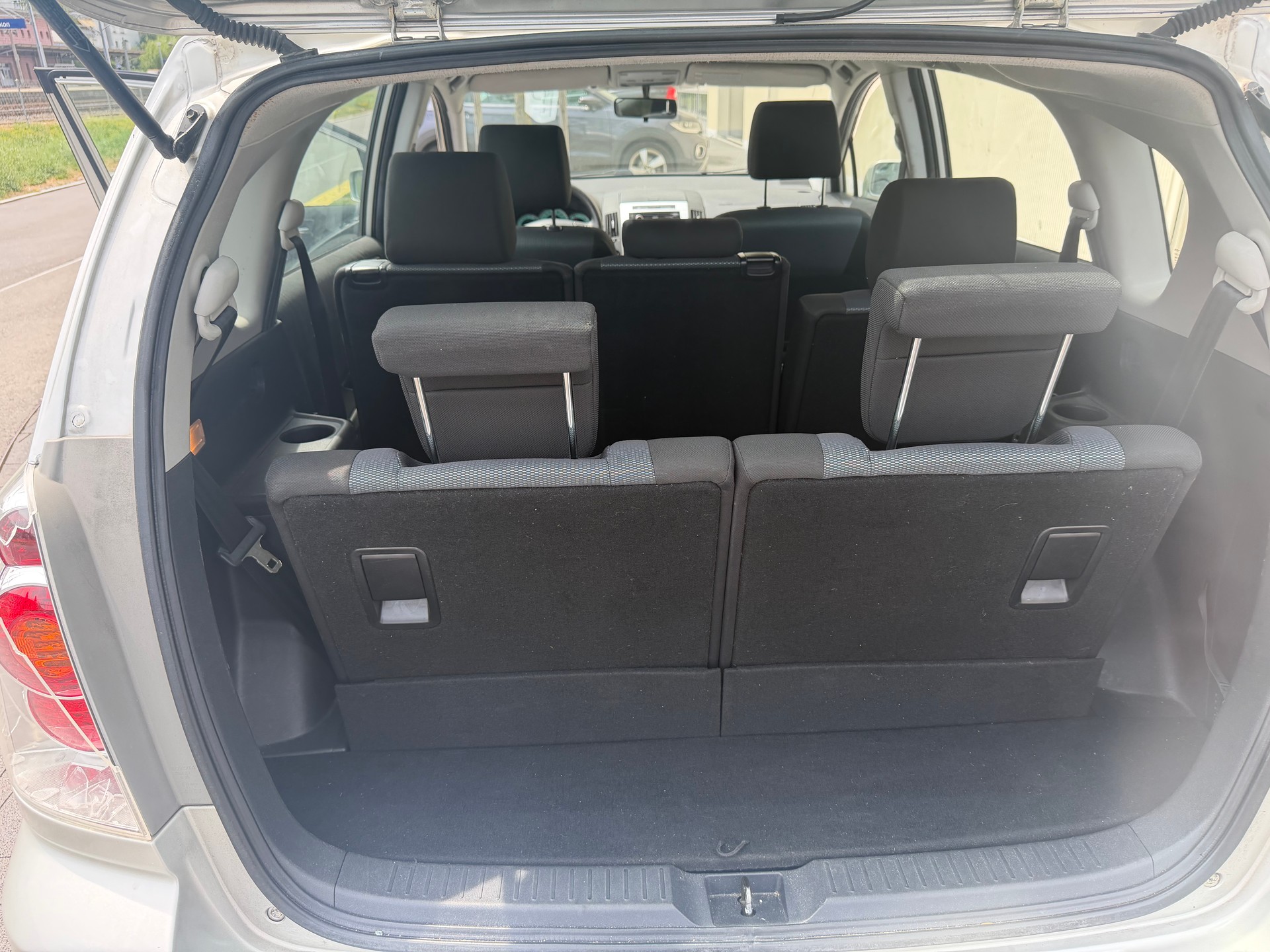 TOYOTA Corolla Verso 1.6 Linea Terra-image-8