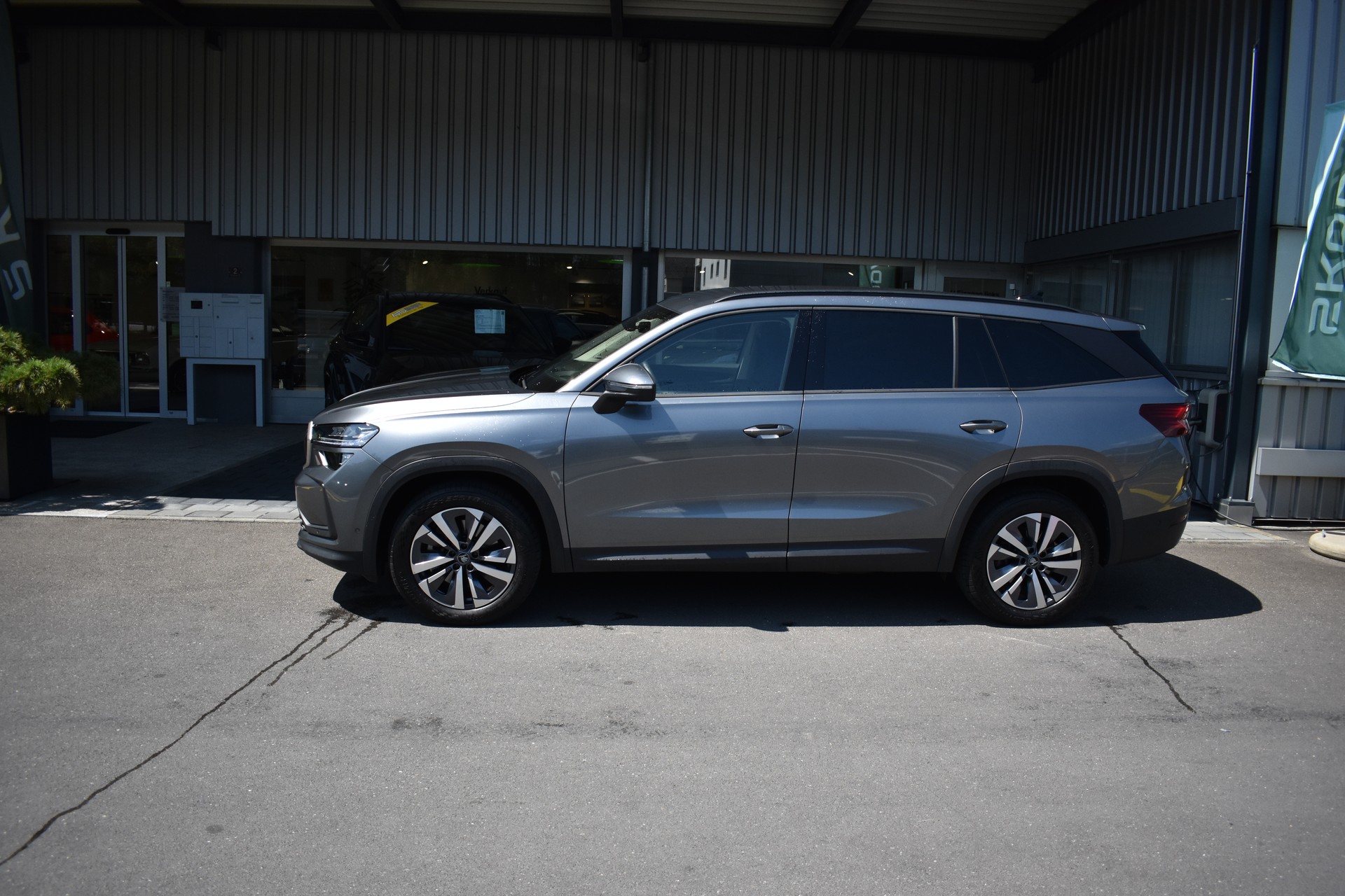 SKODA Kodiaq 2.0 TSI Dynamic 4x4-image-2
