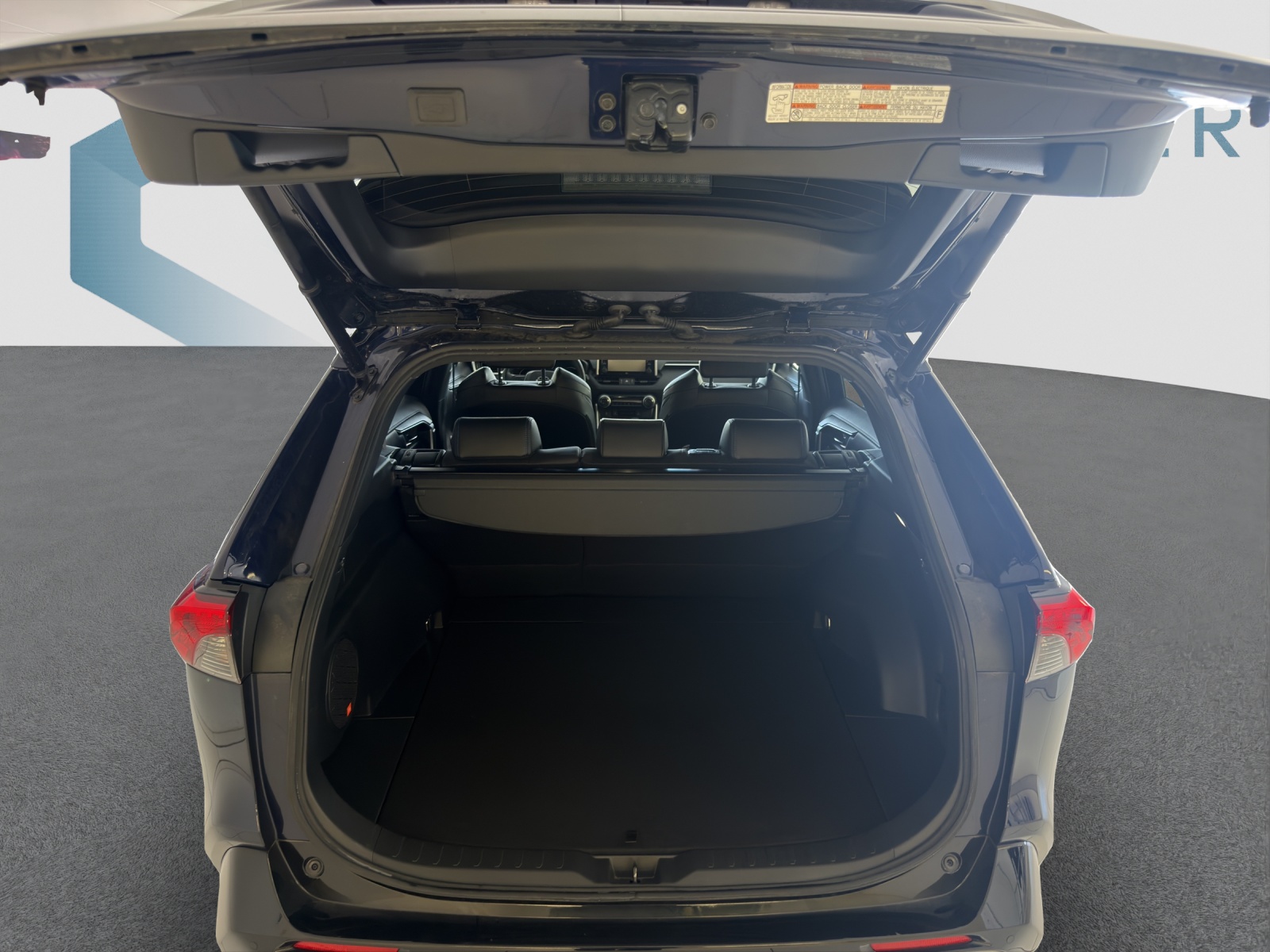 TOYOTA RAV-4 2.5 HEV Style-image-6