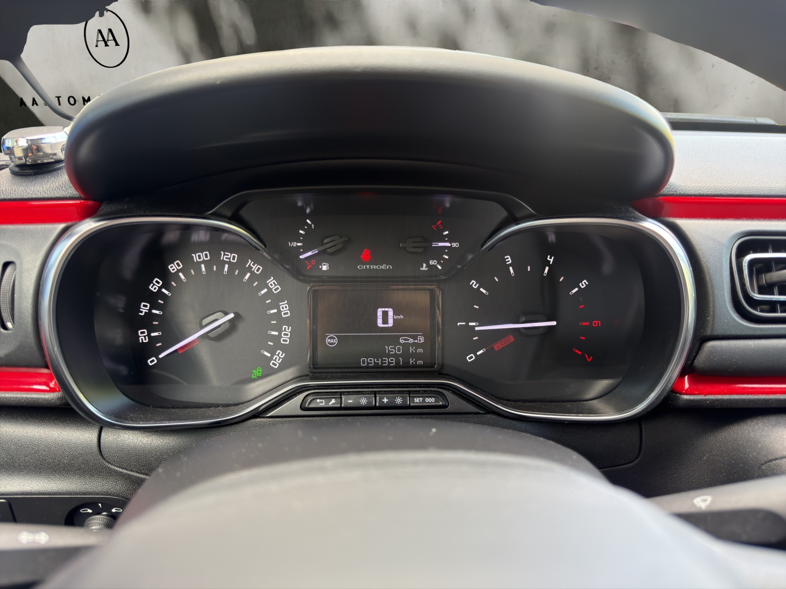 CITROEN C3 1.2i PureTech Shine-image-10