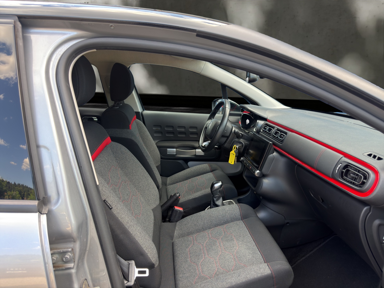 CITROEN C3 1.2i PureTech Shine-image-14