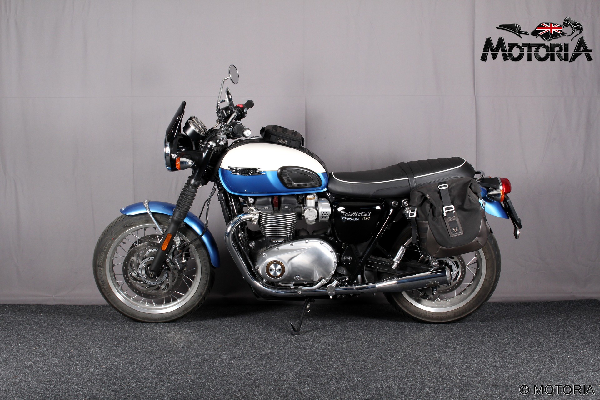 TRIUMPH Bonneville T120-showroom-element-2