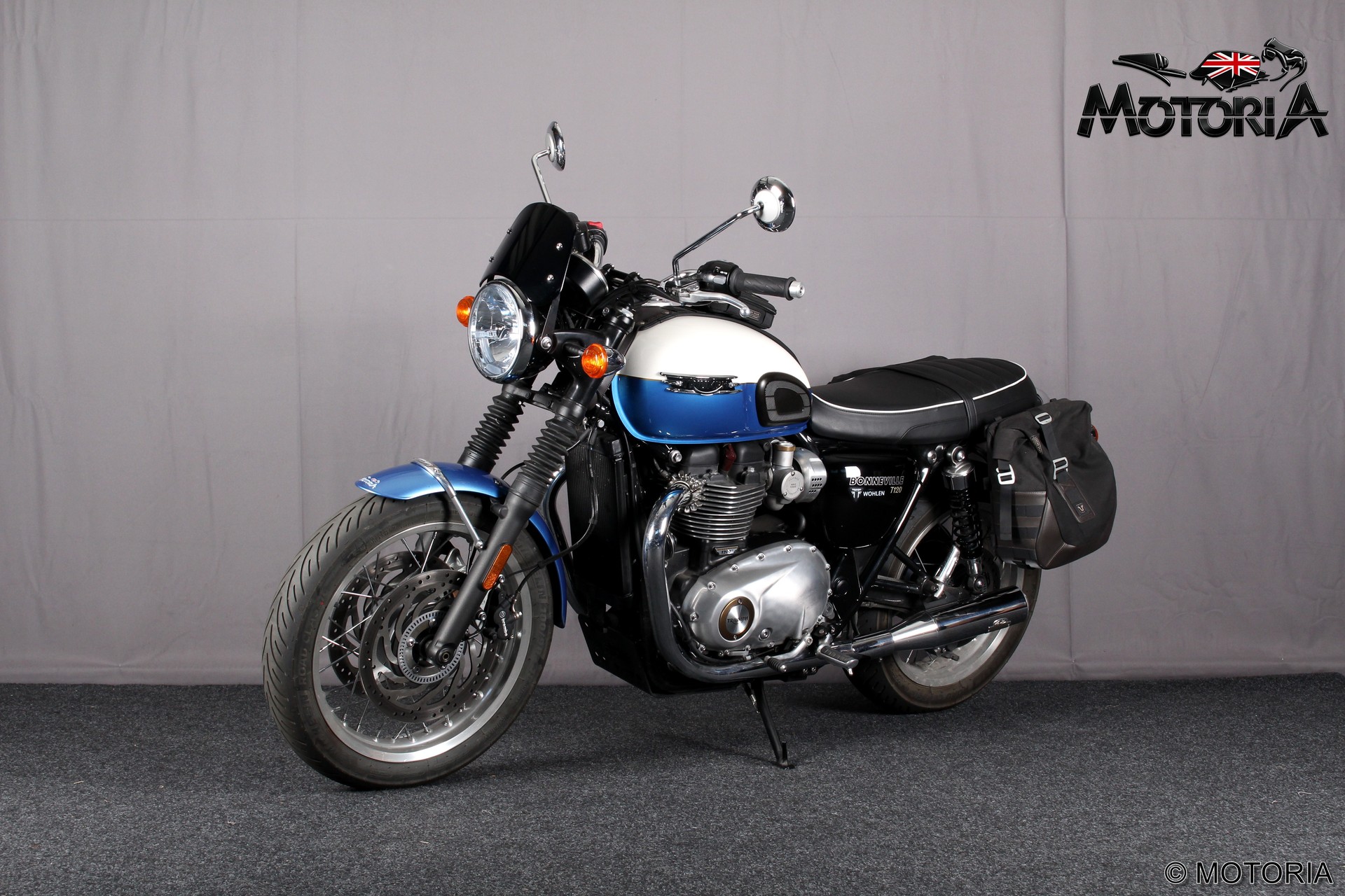 TRIUMPH Bonneville T120-showroom-element-1