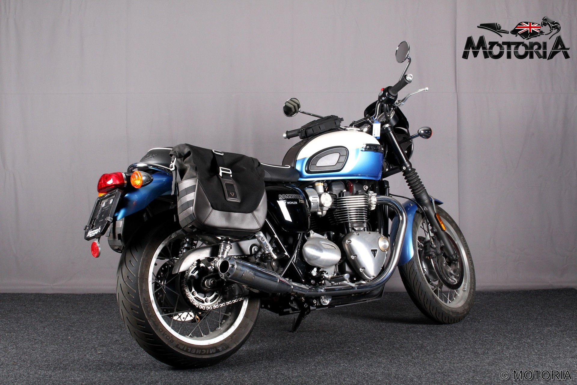 TRIUMPH Bonneville T120-image-5