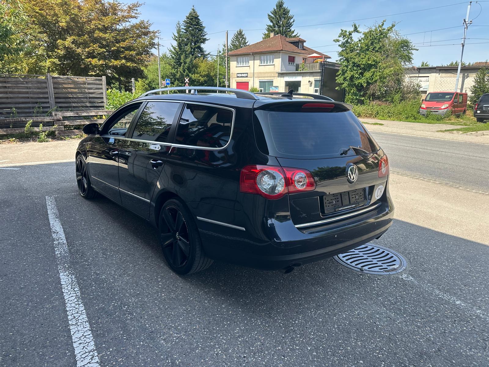 VW Passat Variant 3.2 V6 FSI Highline 4Motion-showroom-element-3