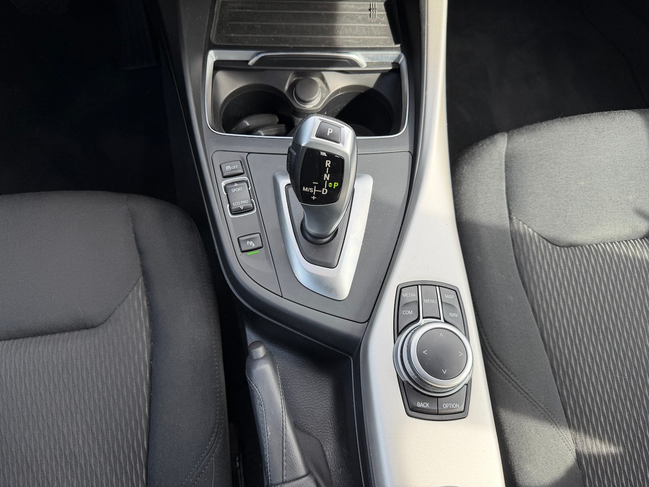 BMW 118i Steptronic-image-21