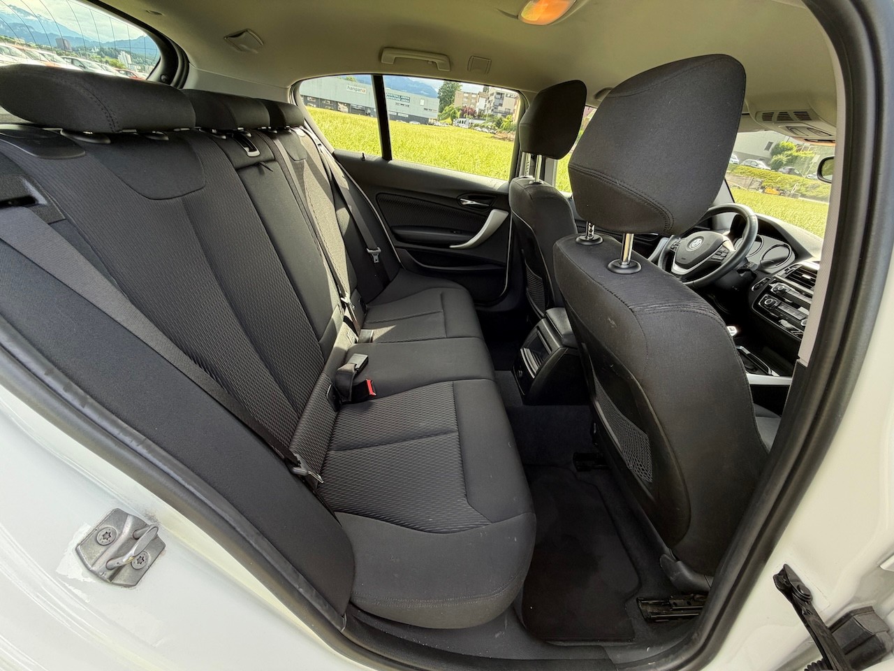BMW 118i Steptronic-image-27