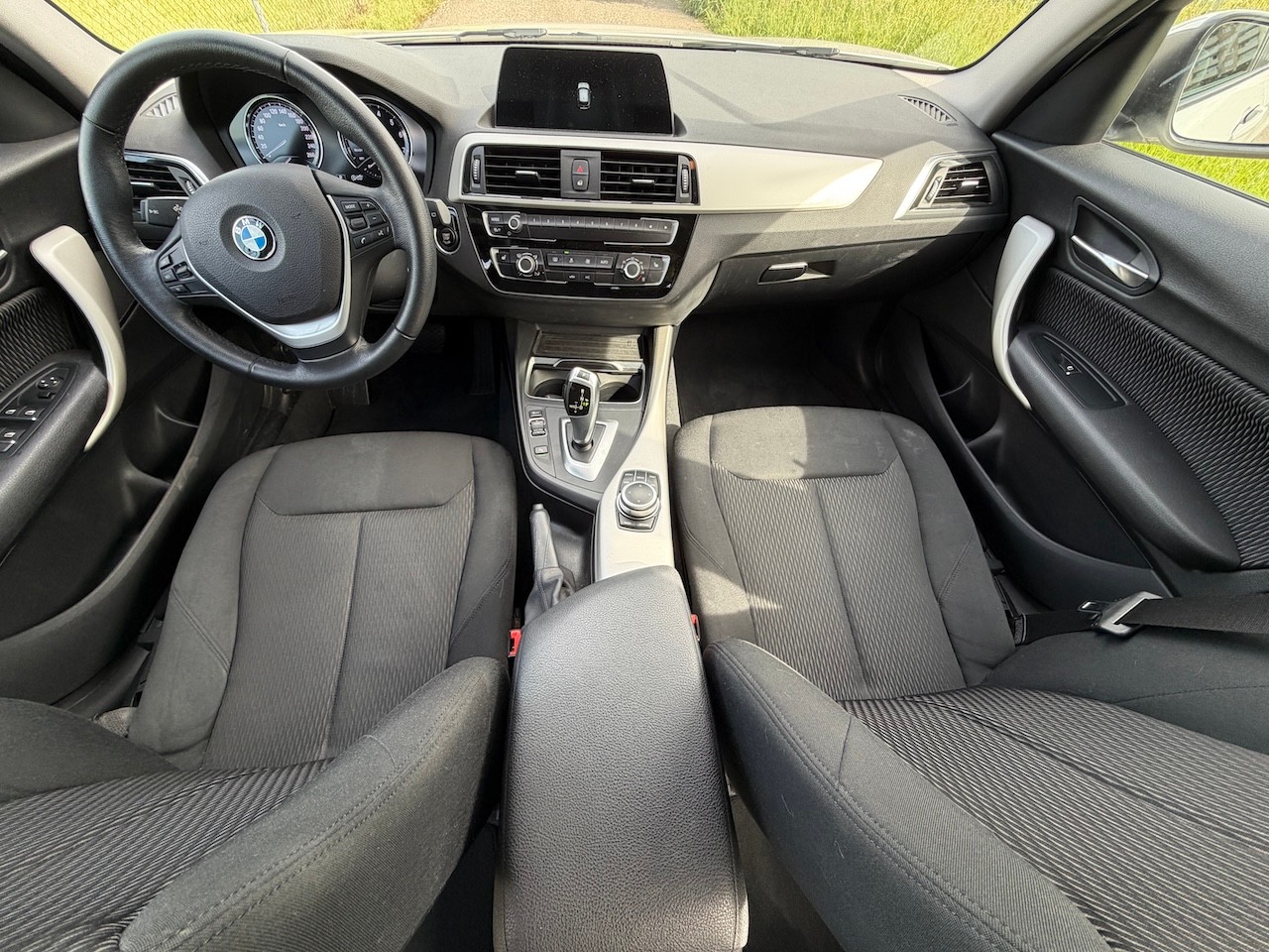 BMW 118i Steptronic-image-15