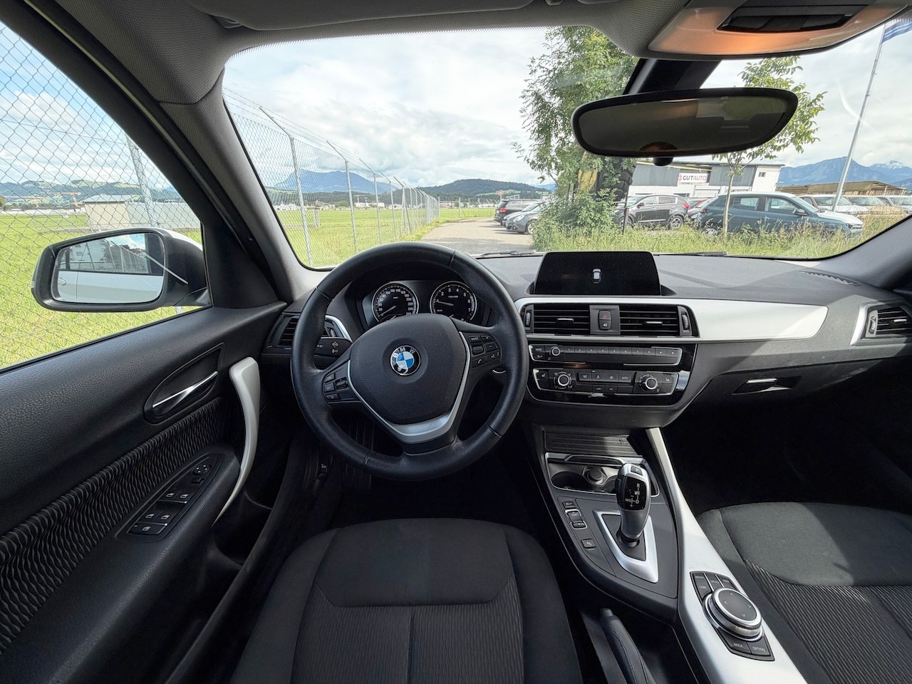 BMW 118i Steptronic-image-16