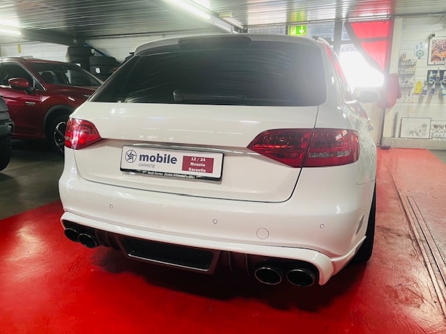 AUDI A4 Avant 2.0 TFSI S-Line quattro S-tronic-image-3