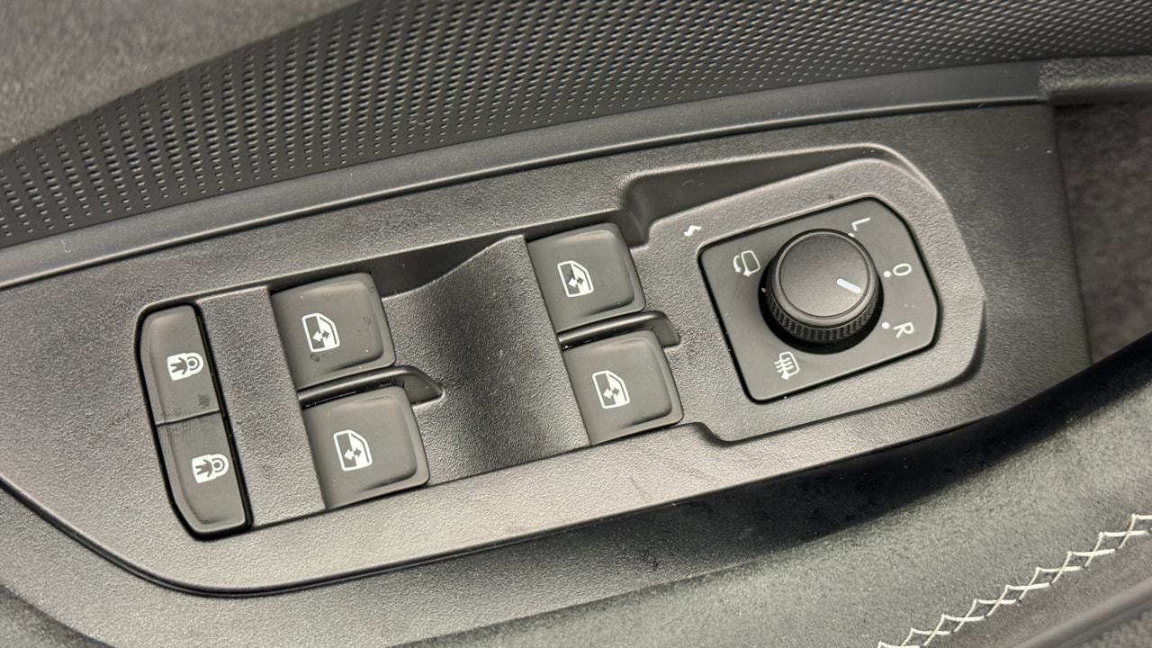 SKODA Kodiaq 1.5 TSI PHEV Sportline-image-8