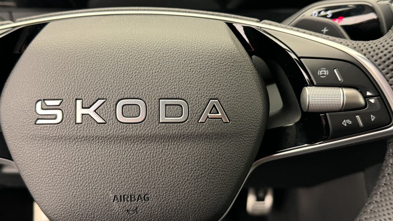 SKODA Kodiaq 1.5 TSI PHEV Sportline-image-9