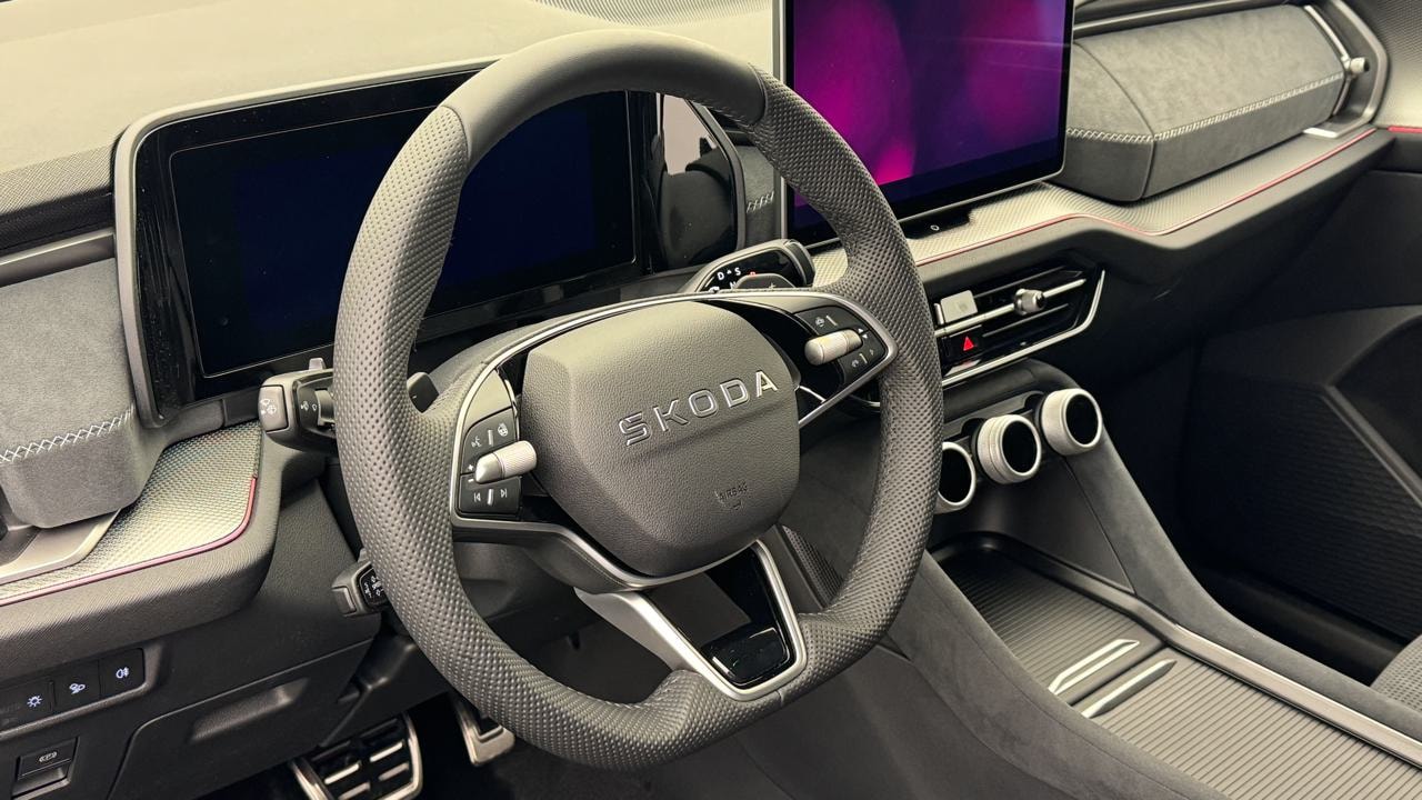 SKODA Kodiaq 1.5 TSI PHEV Sportline-image-6