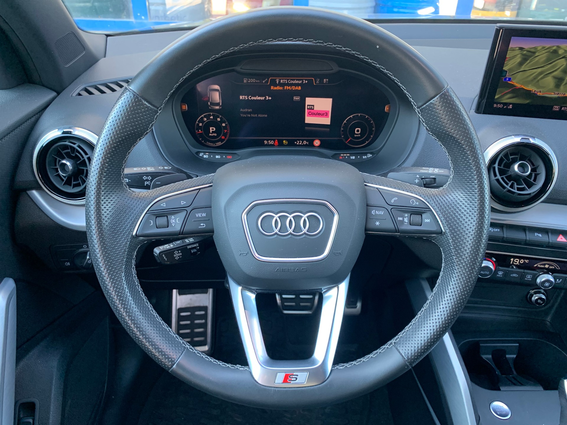 AUDI Q2 40 TFSI S line quattro S-tronic-image-18