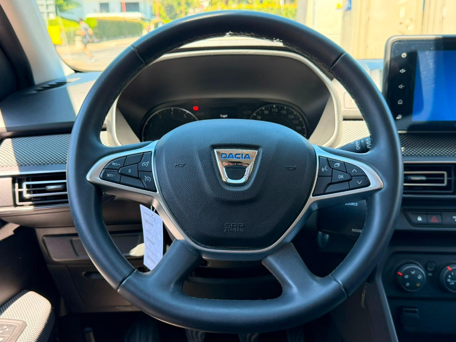 DACIA Sandero TCe 90 Comfort-image-12