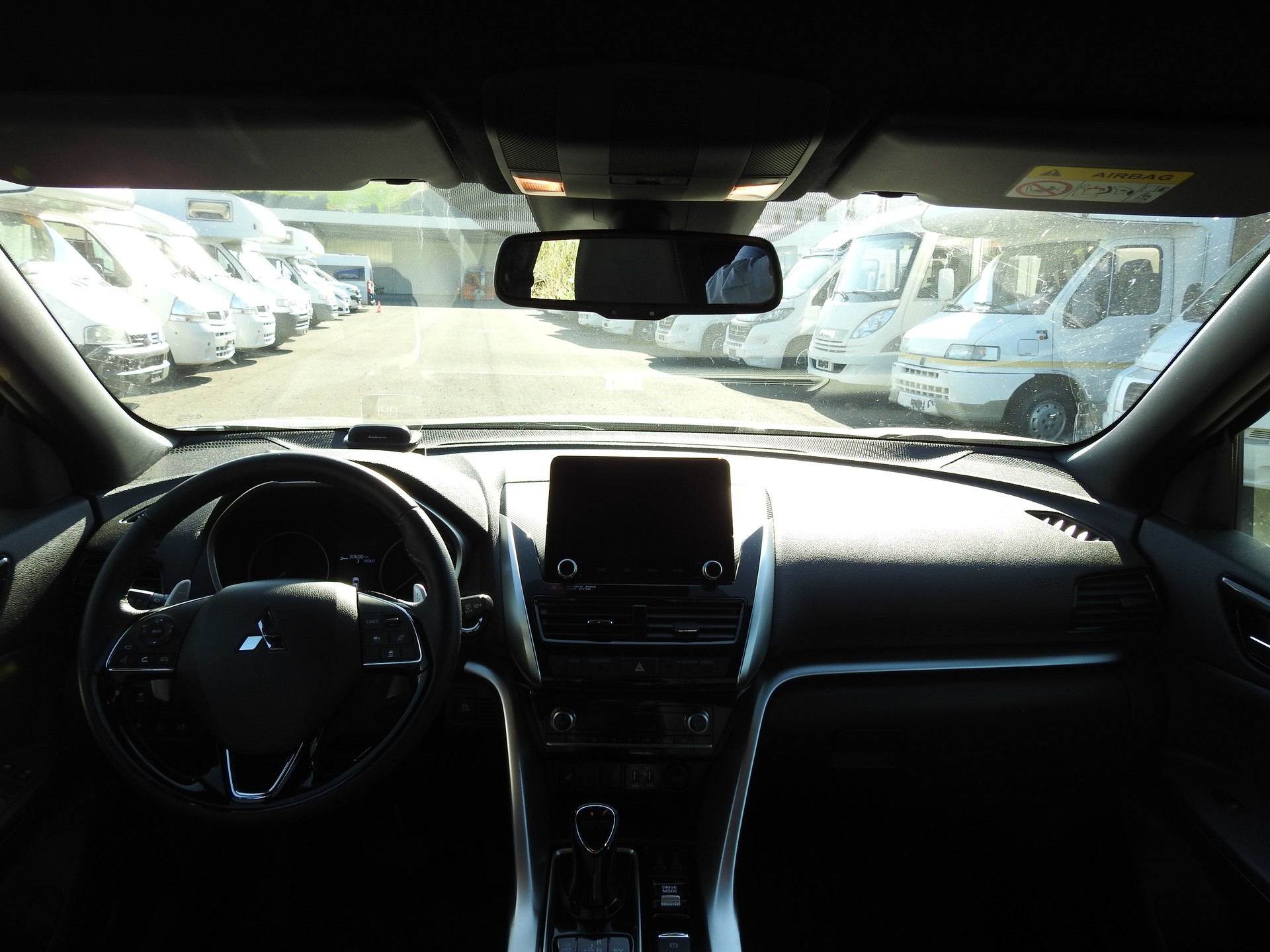 MITSUBISHI Eclipse Cross 2.4 PHEV Intense 4WD-image-15