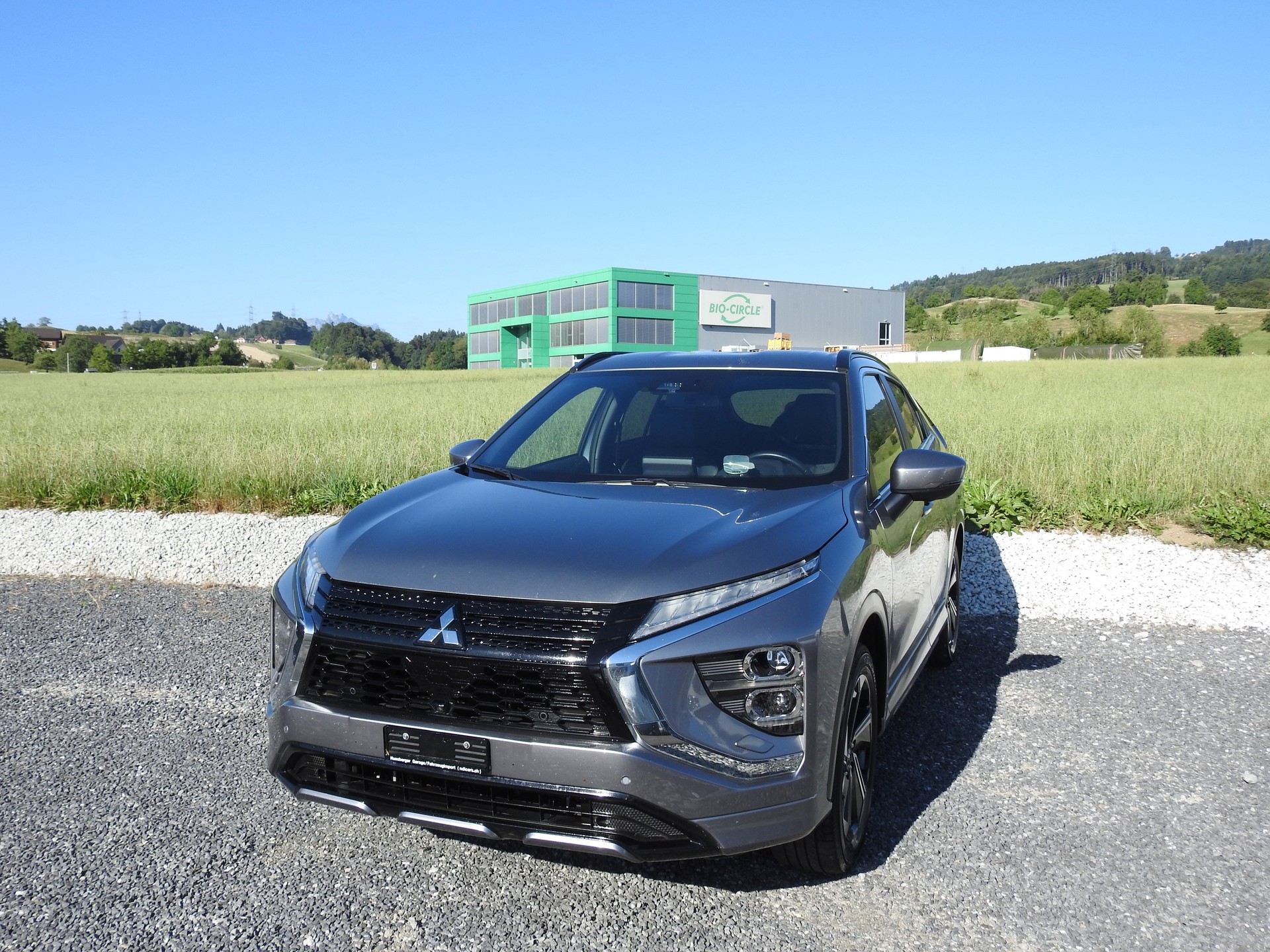 MITSUBISHI Eclipse Cross 2.4 PHEV Intense 4WD-image-0