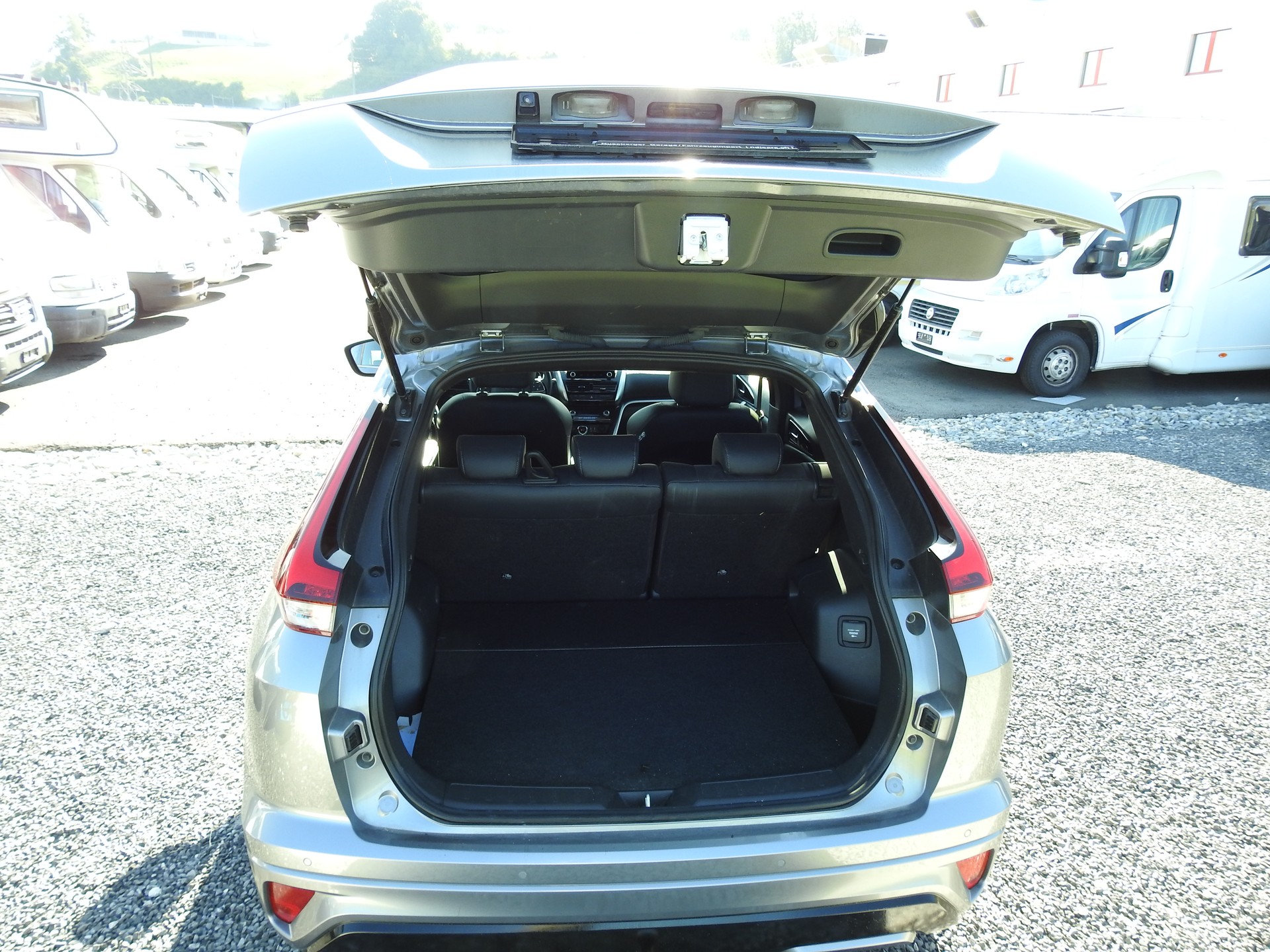 MITSUBISHI Eclipse Cross 2.4 PHEV Intense 4WD-image-7
