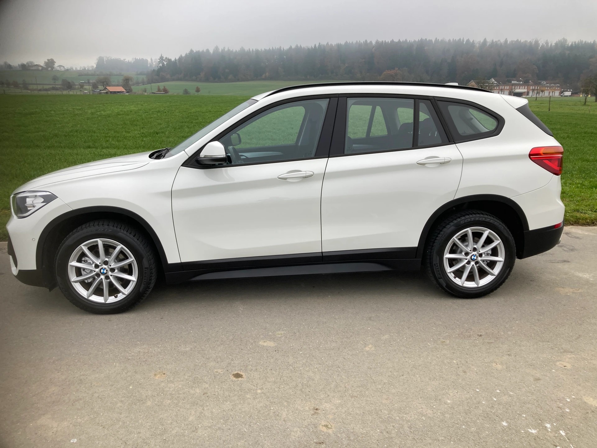 BMW X1 xDrive 18d Steptronic-image-4