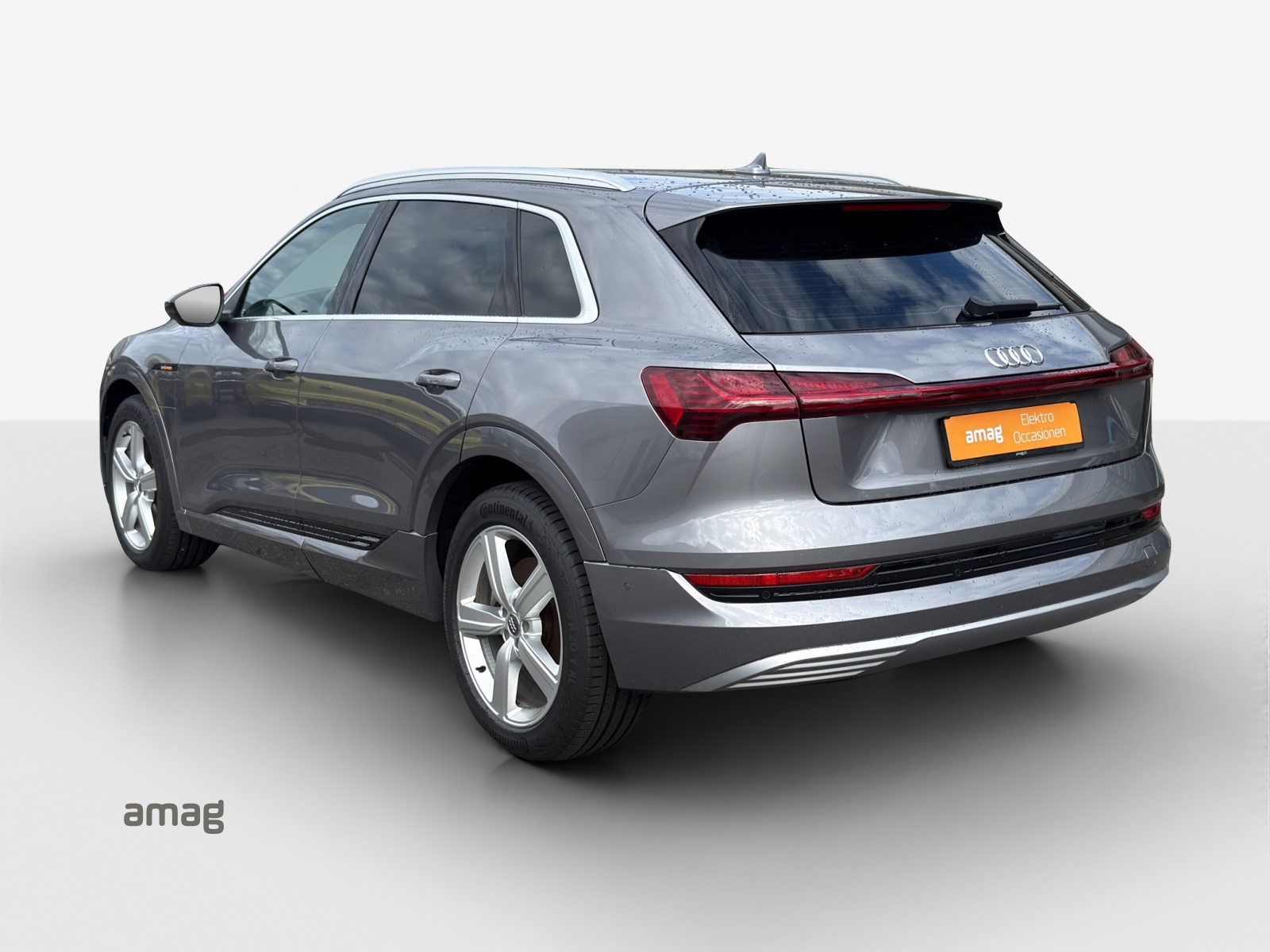 AUDI e-tron 50 Advanced quattro-image-2